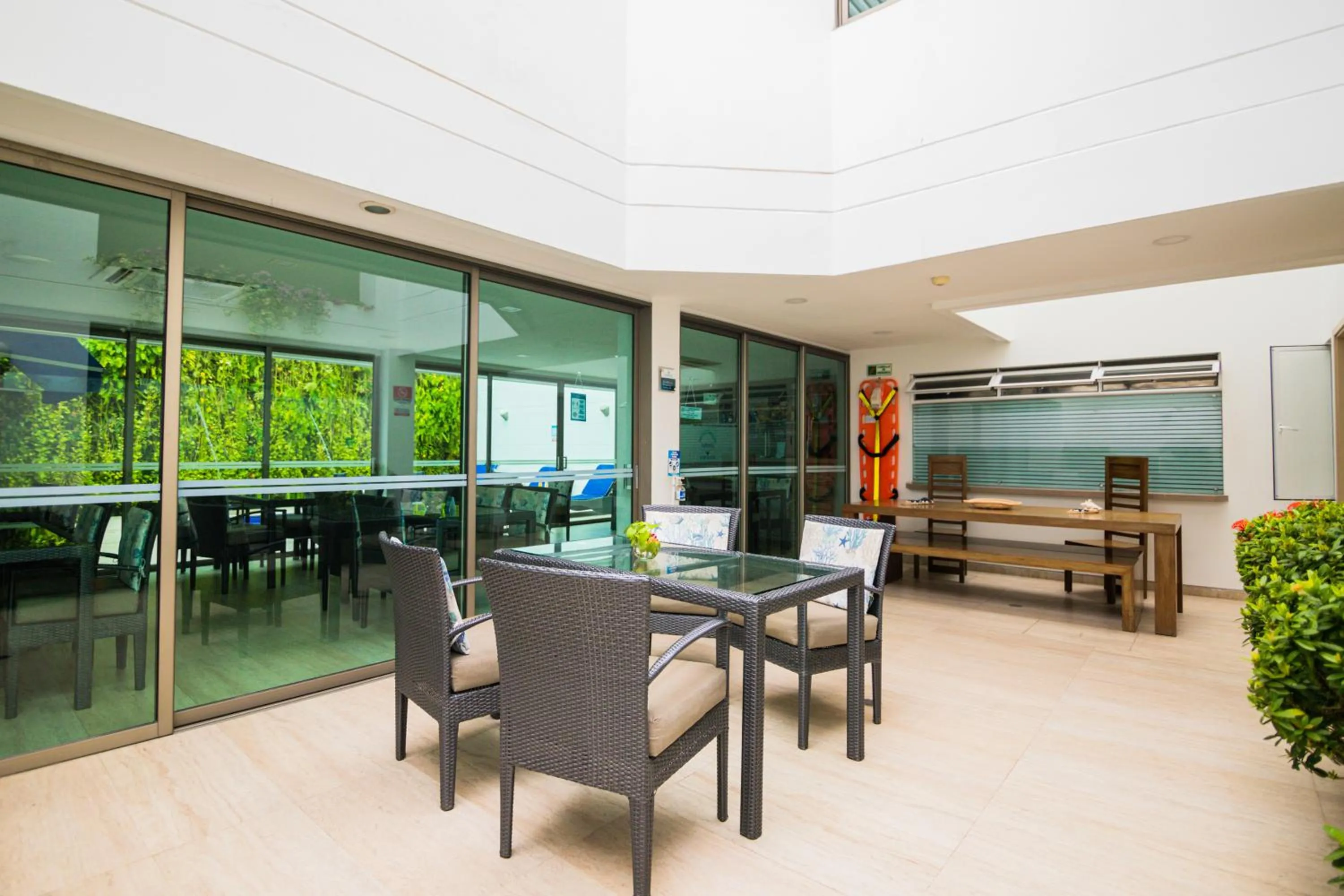 Restaurant/places to eat in Varanasi Hotel Boutique Aeropuerto