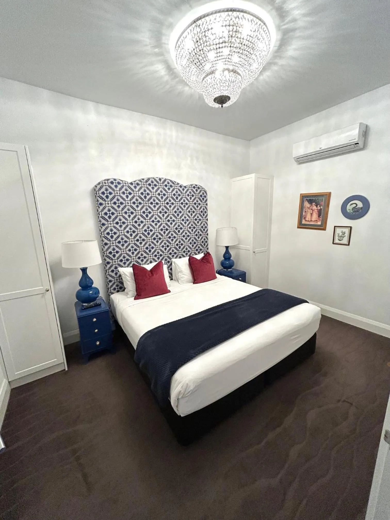 Bedroom, Bed in The Provincial Boutique Hotel