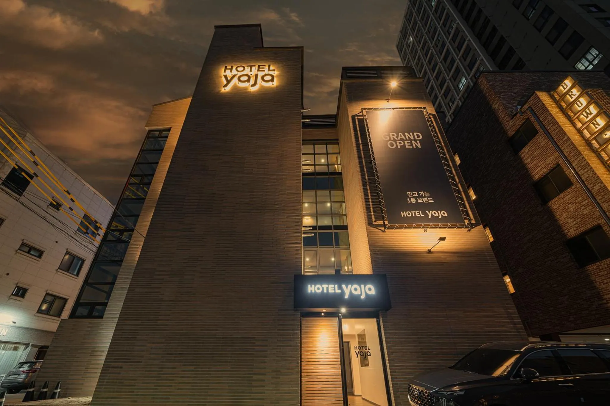 Night in Hotel YAJA Namchuncheon