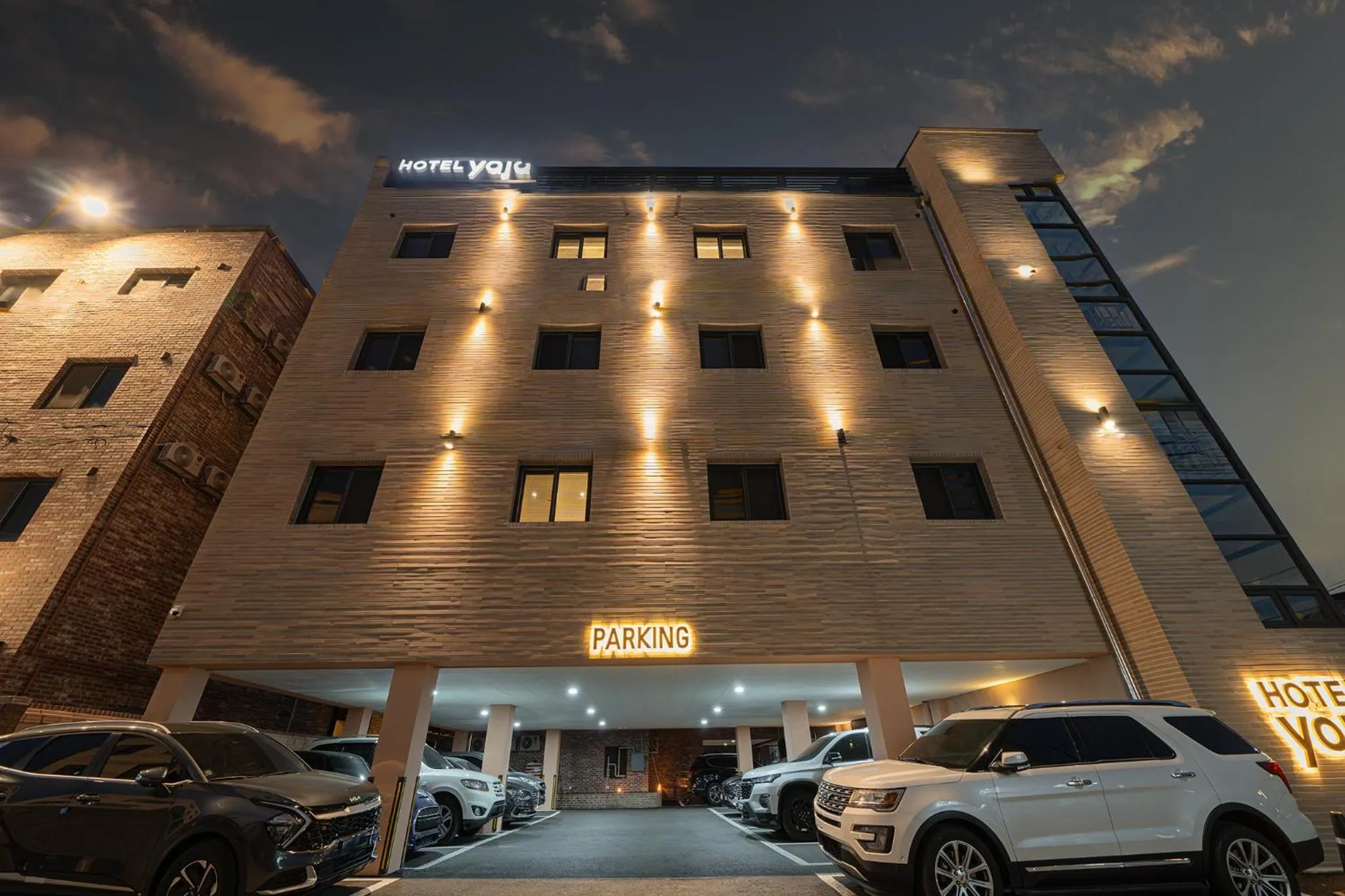 Property building in Hotel YAJA Namchuncheon