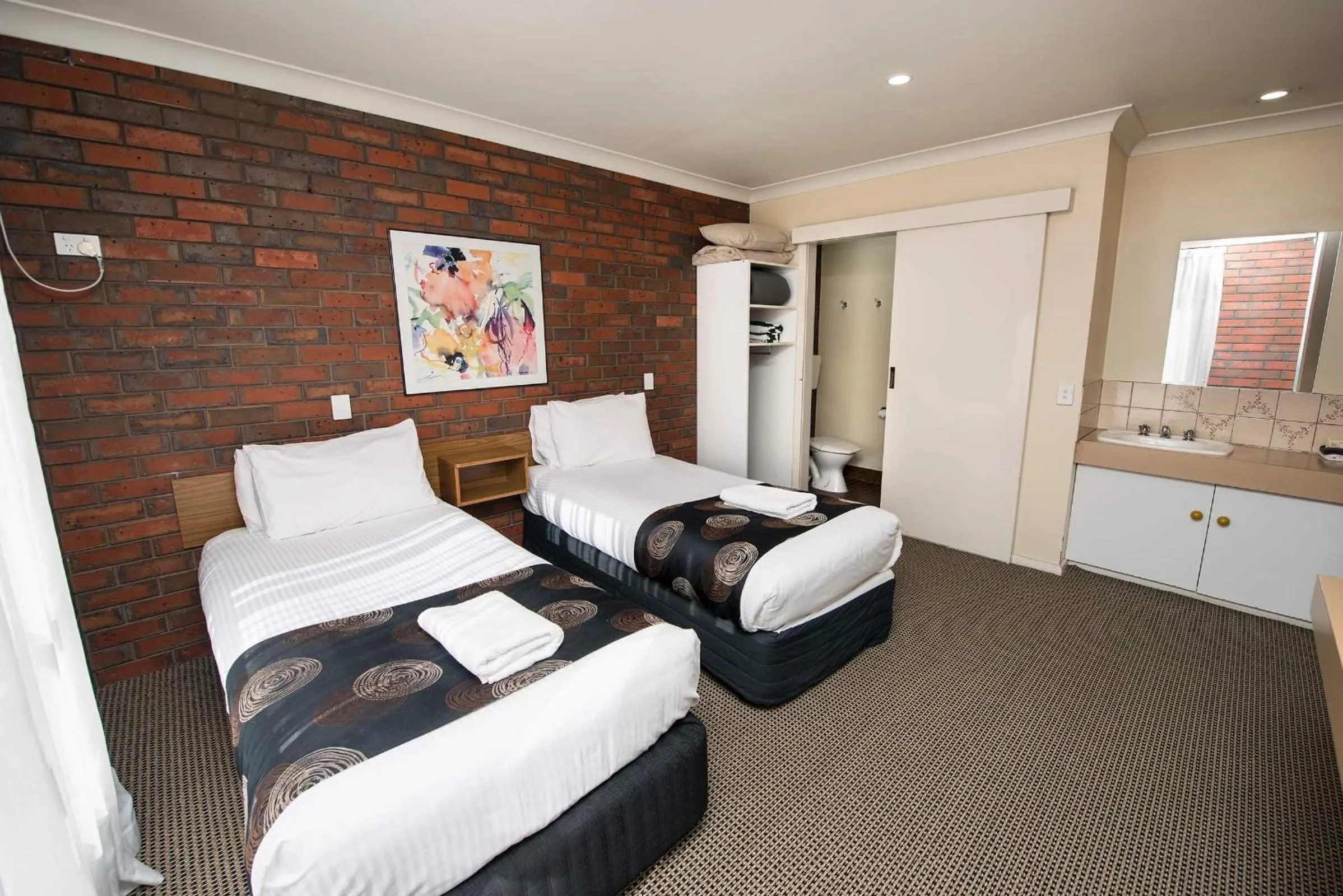 Jacaranda Holiday Units