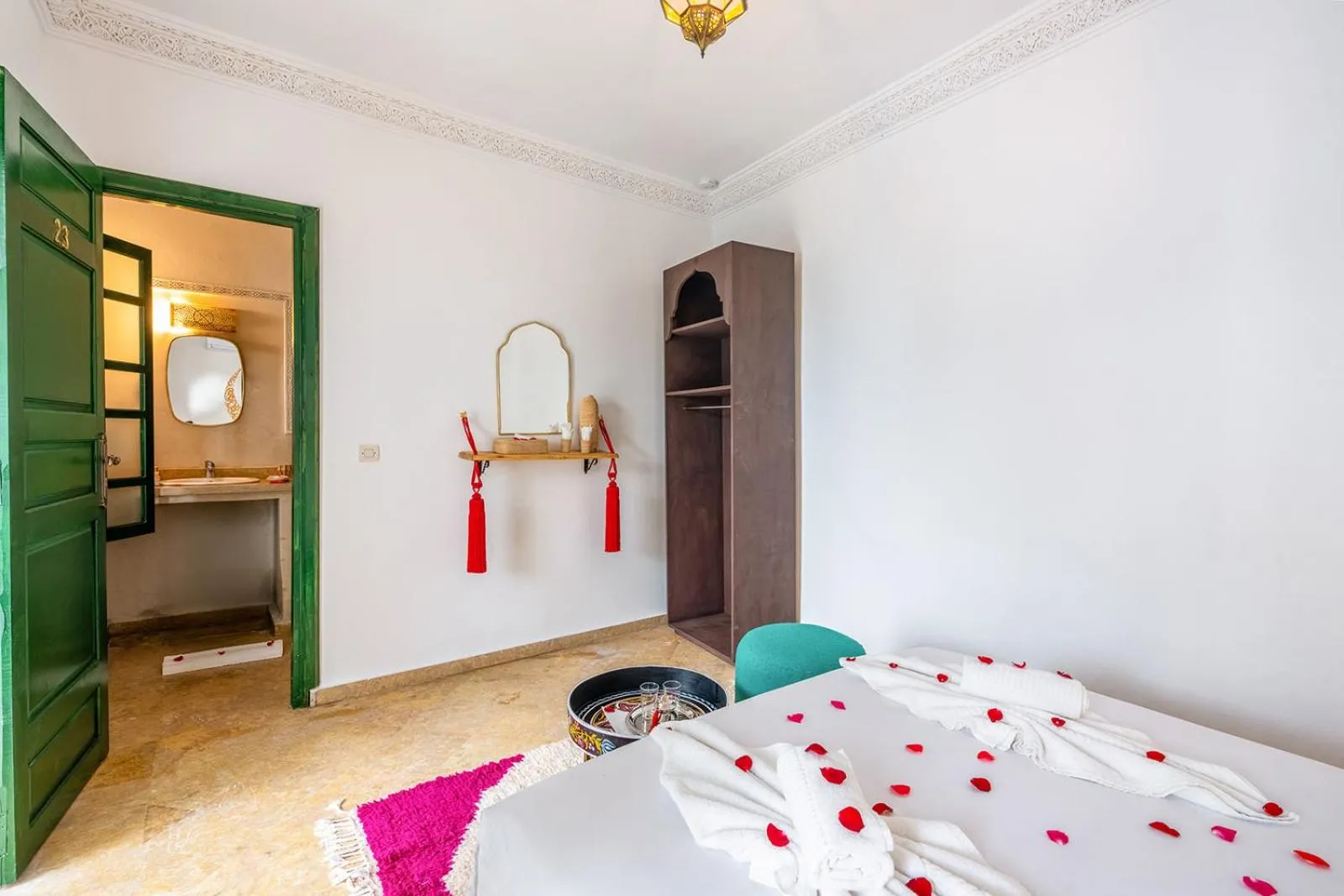 Bedroom, Bed in Riad Les Etoiles Berberes & SPA