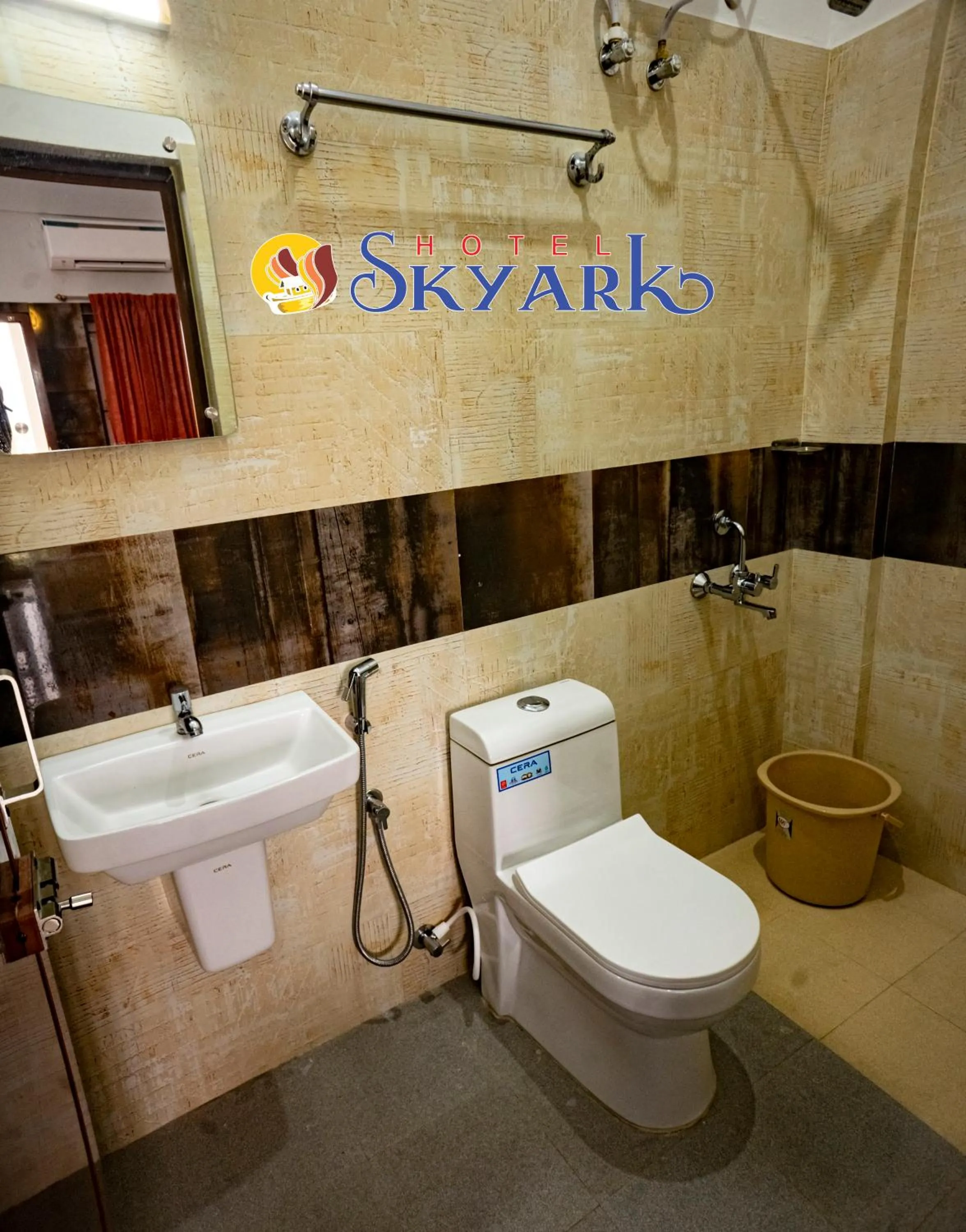 Shower in Hotel Skyark