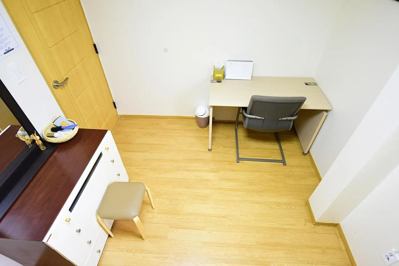 Business facilities in Ganderak Guesthouse