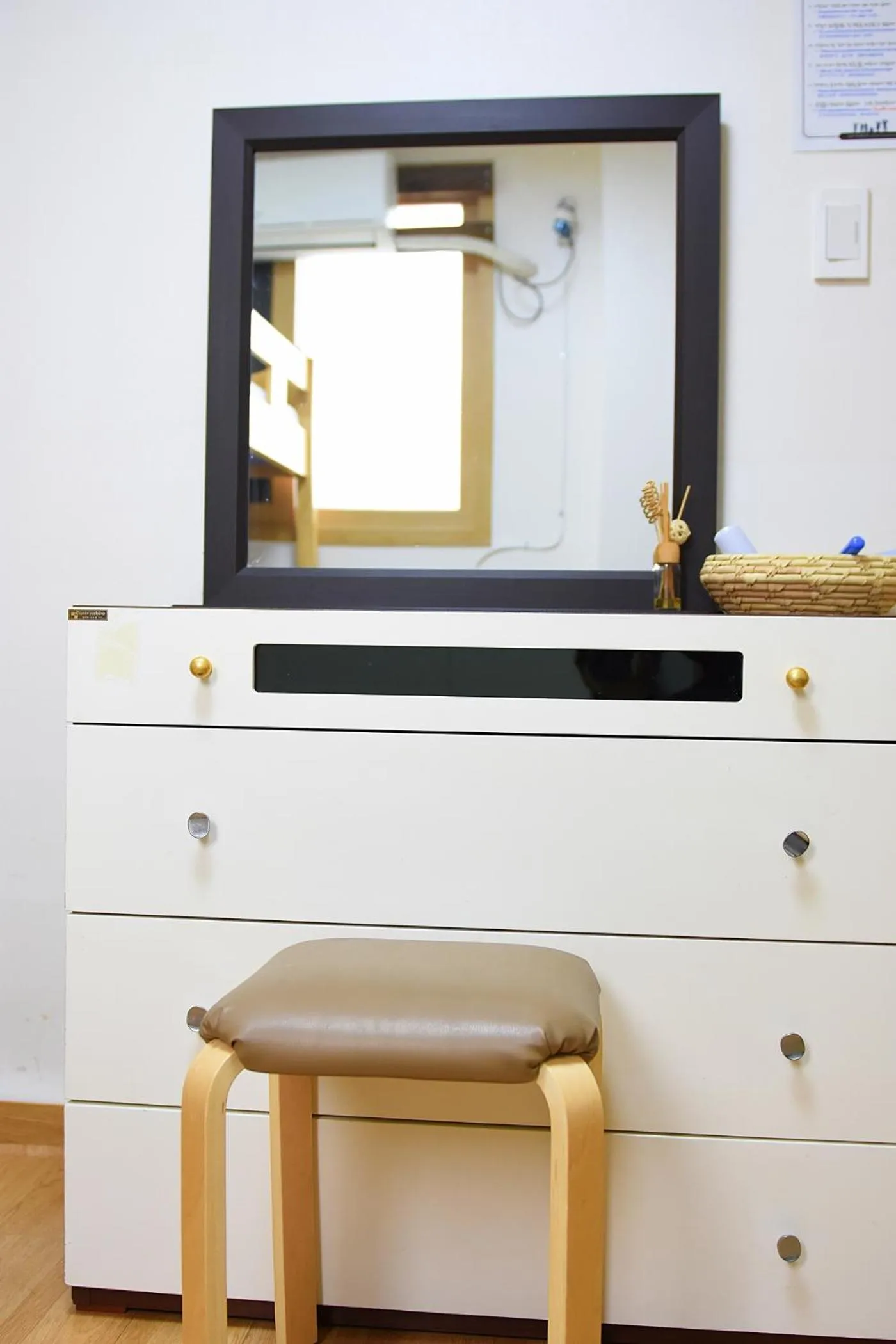 Photo of the whole room in Ganderak Guesthouse