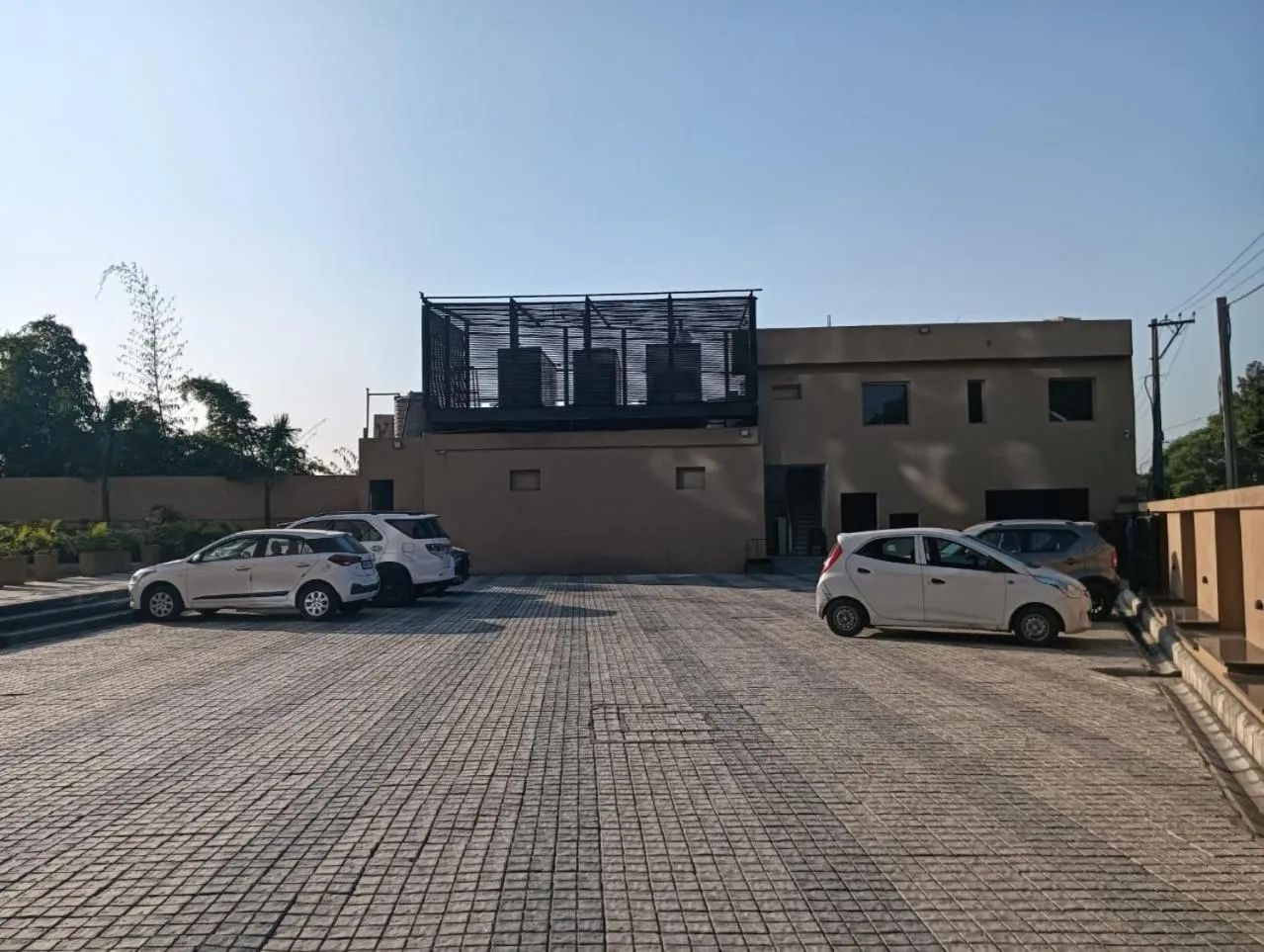 Parking in Best Western Swaran Amritsar