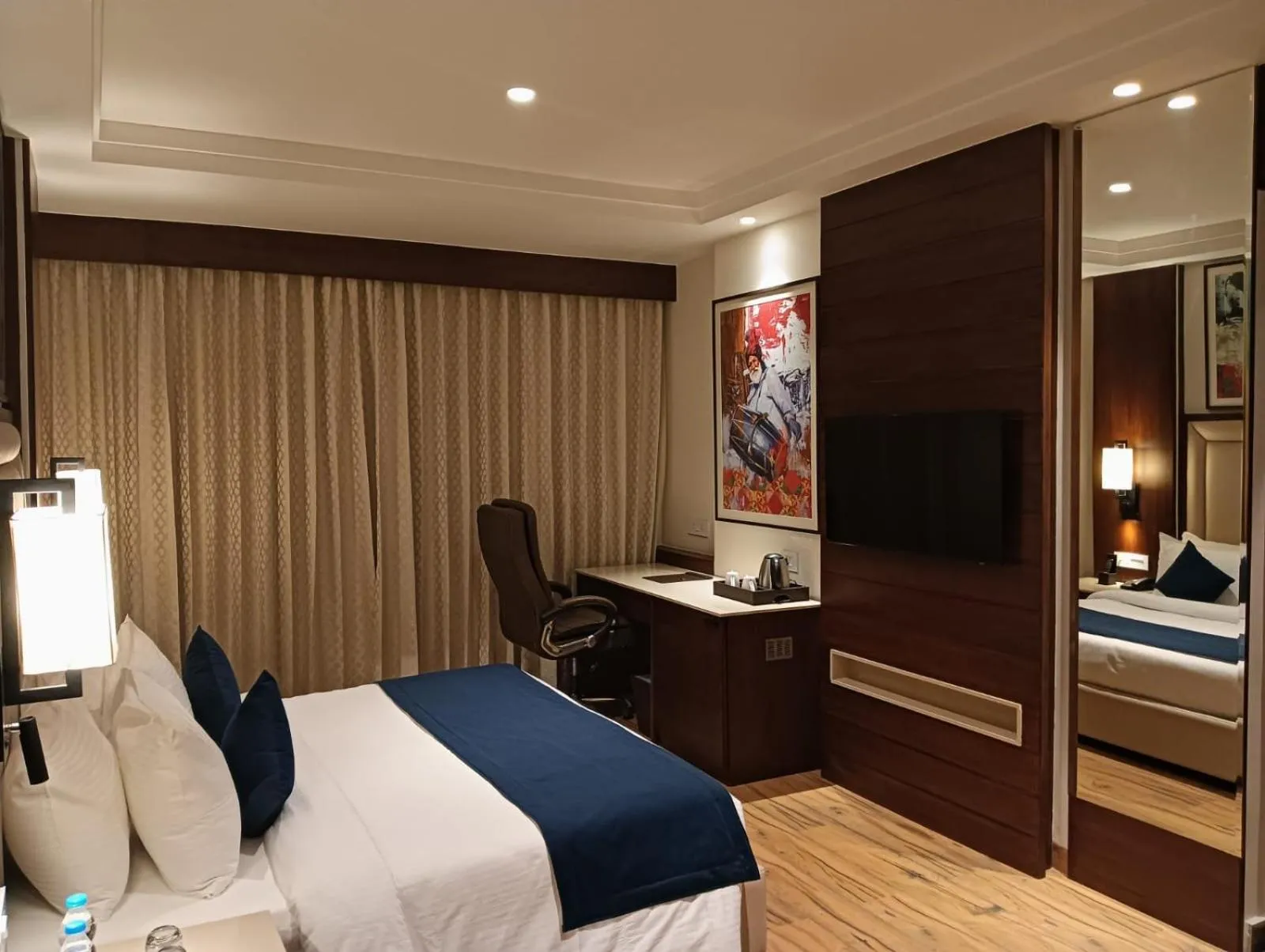 Bedroom, Bed in Best Western Swaran Amritsar