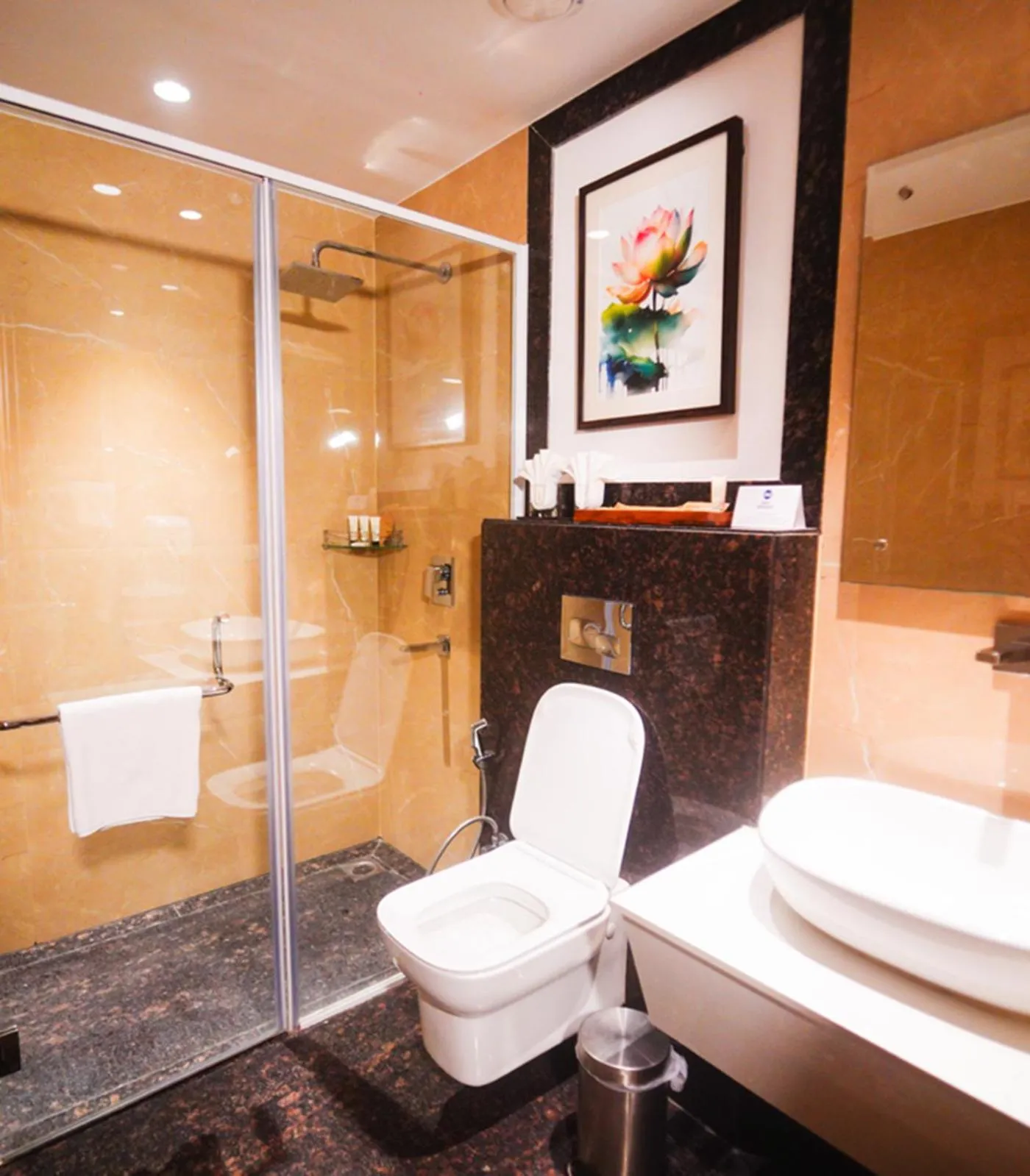 Bathroom in Best Western Swaran Amritsar