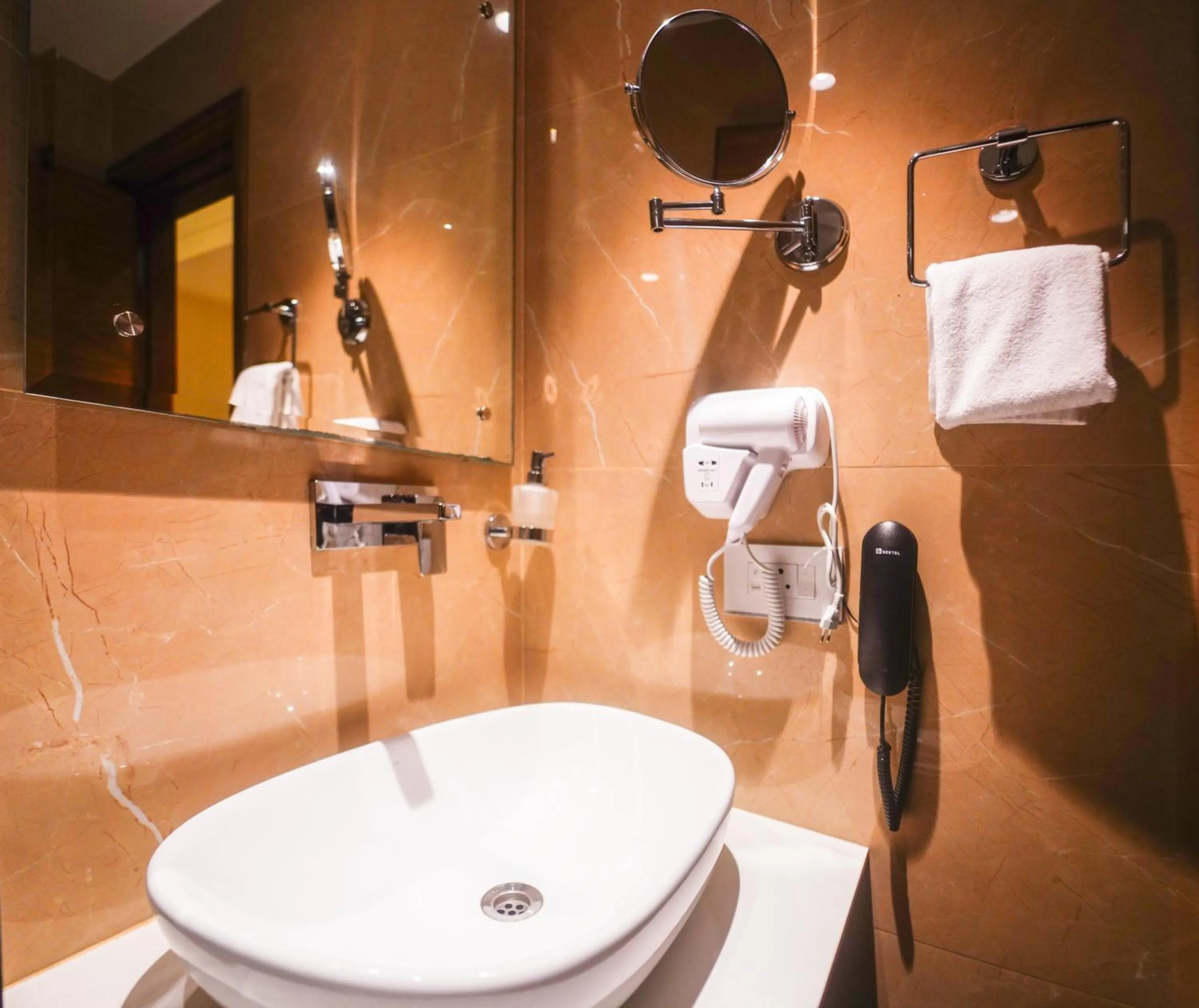 Bathroom in Best Western Swaran Amritsar