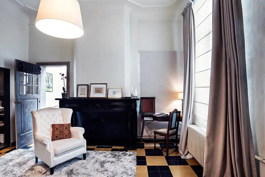 Bed in Ganda Rooms & Suites