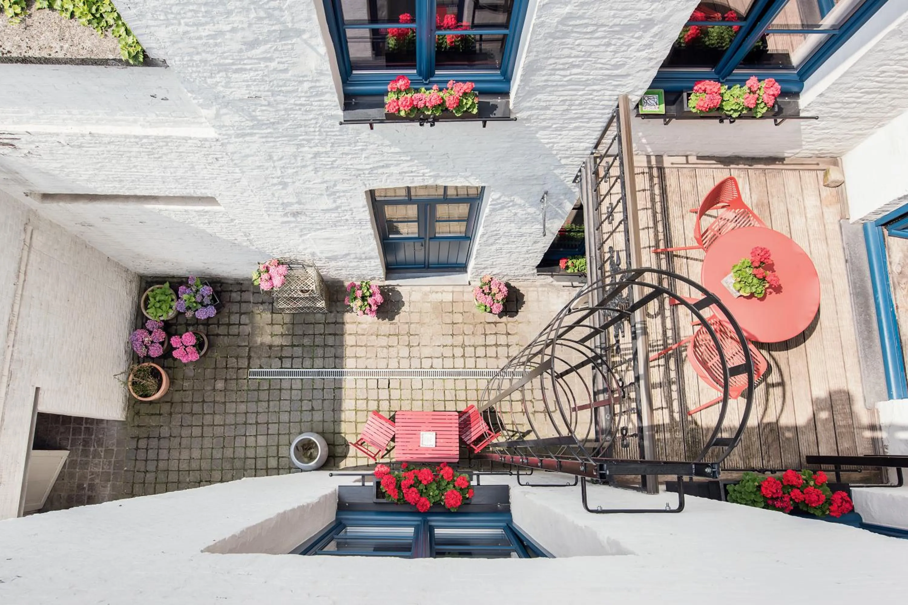 Patio in Ganda Rooms & Suites