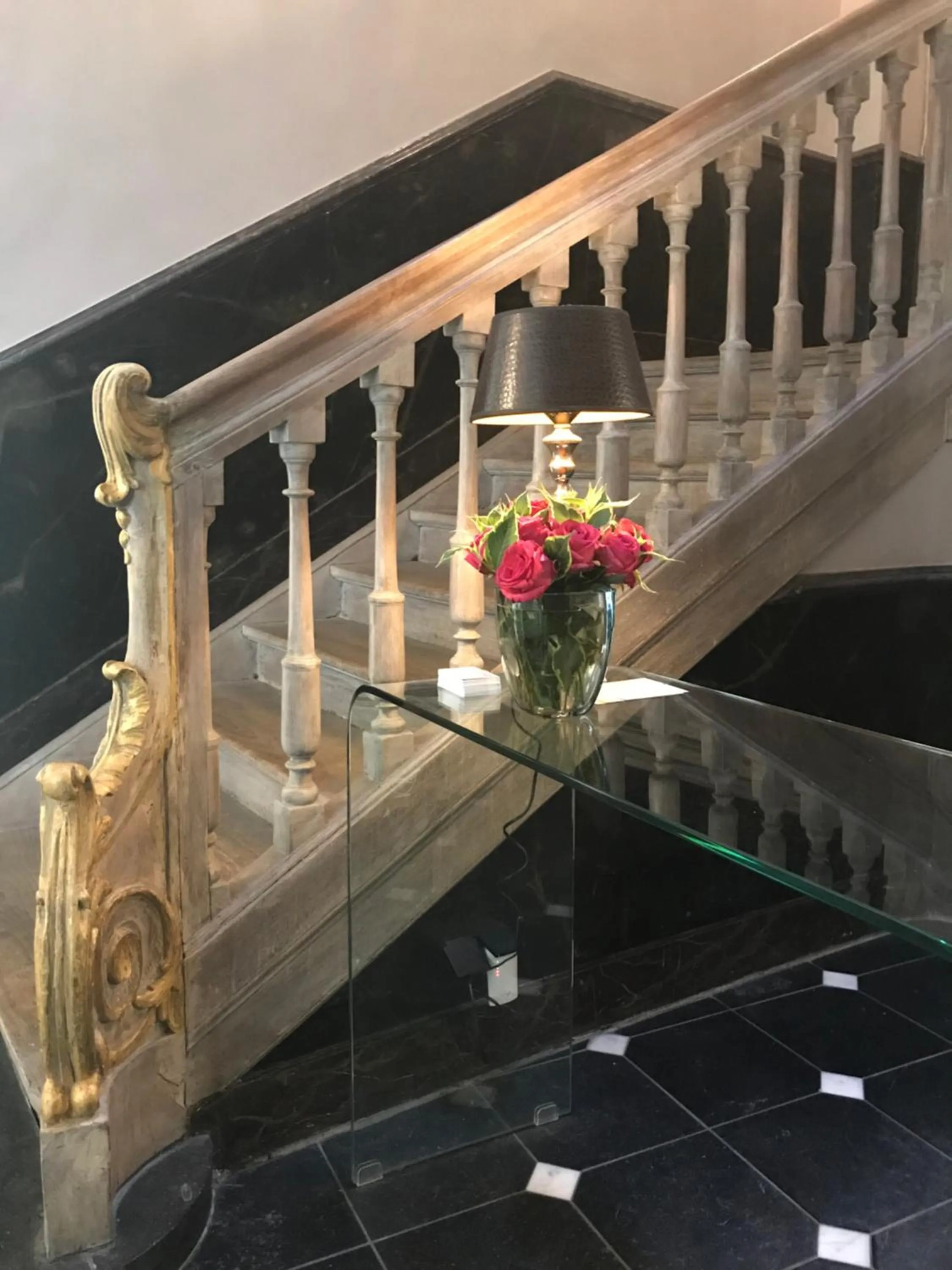 Property building in Ganda Rooms & Suites