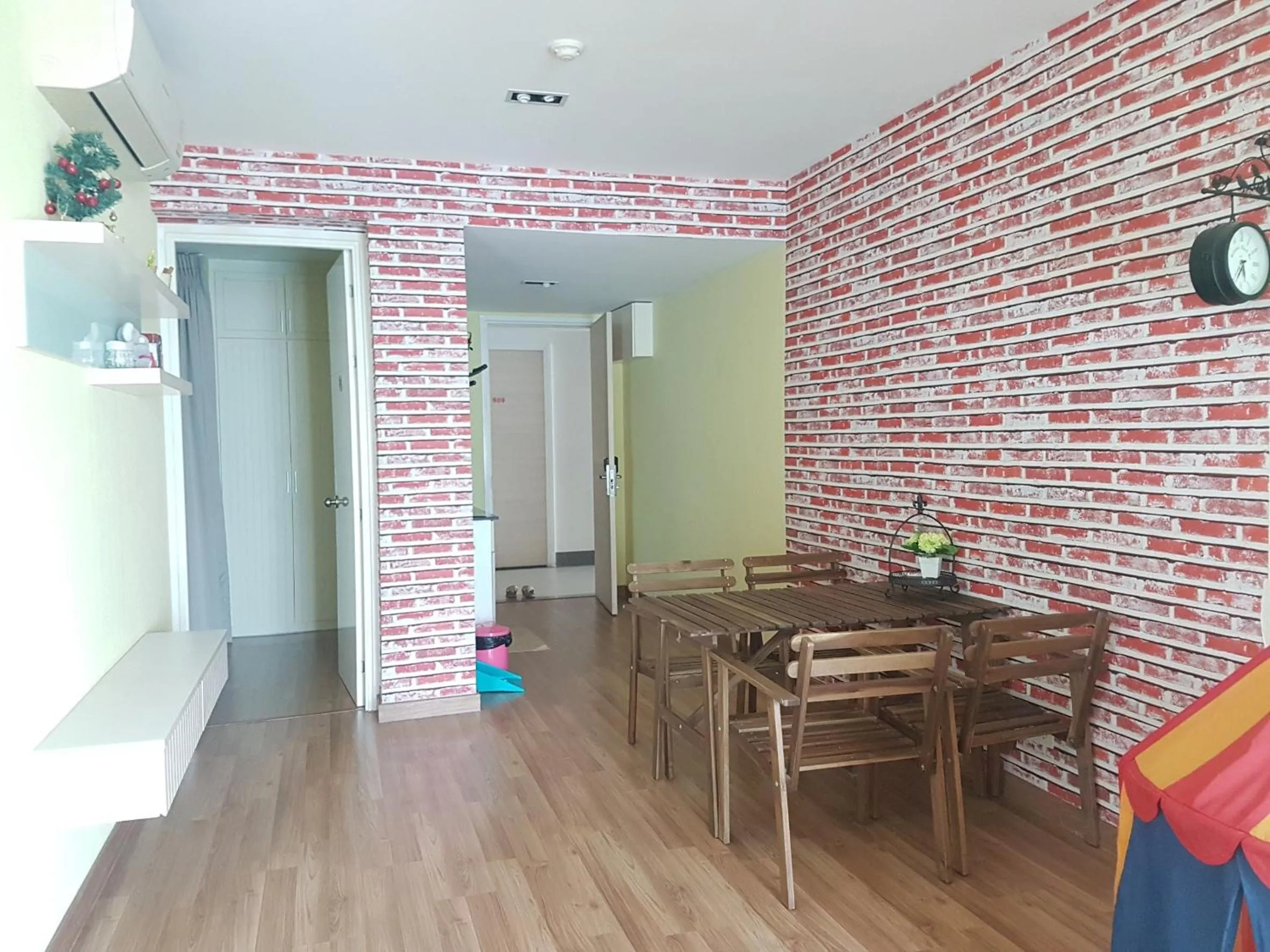 Dining area in My Resort Hua Hin by Pat