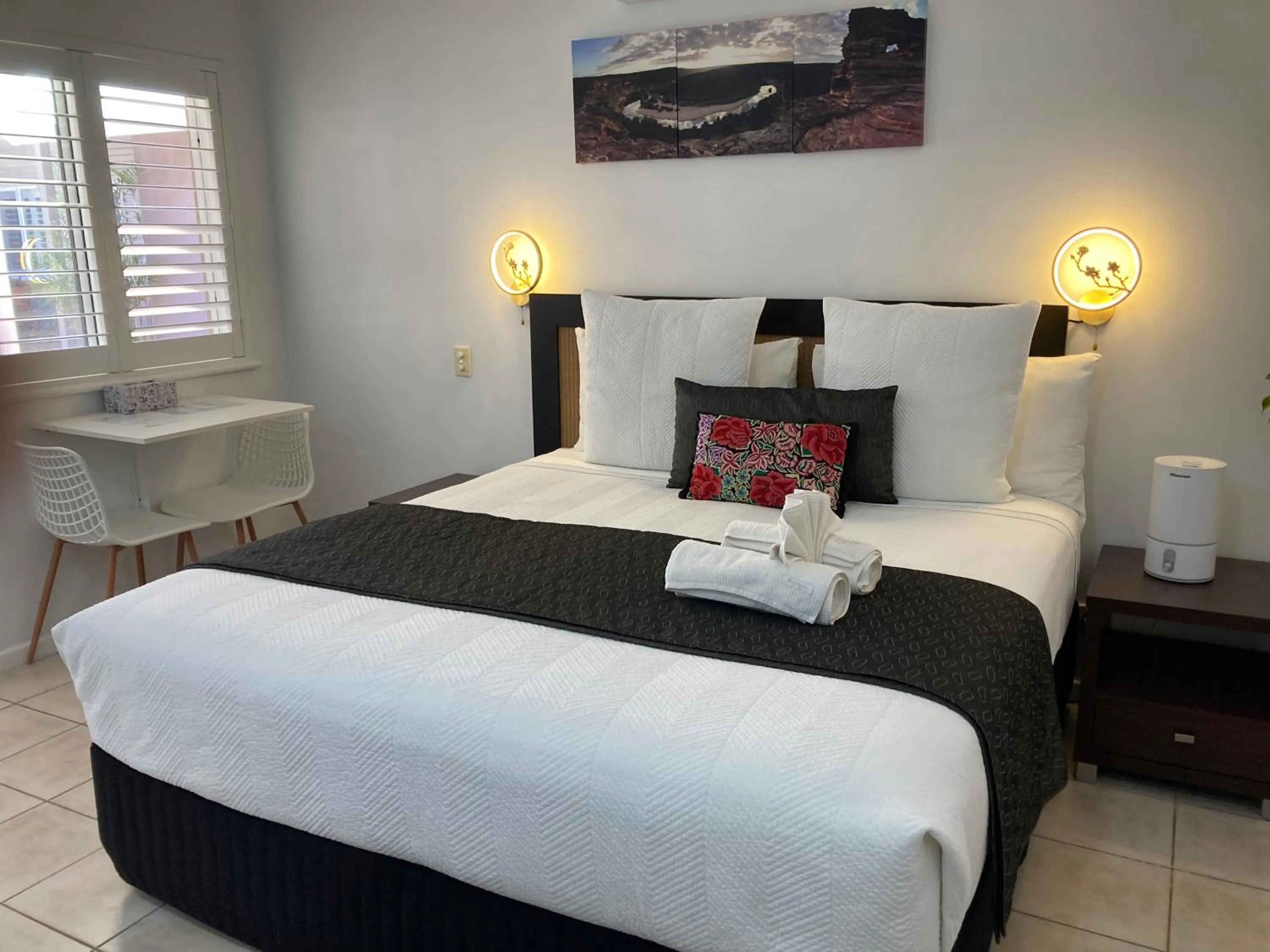 Bed in Gecko Lodge Kalbarri