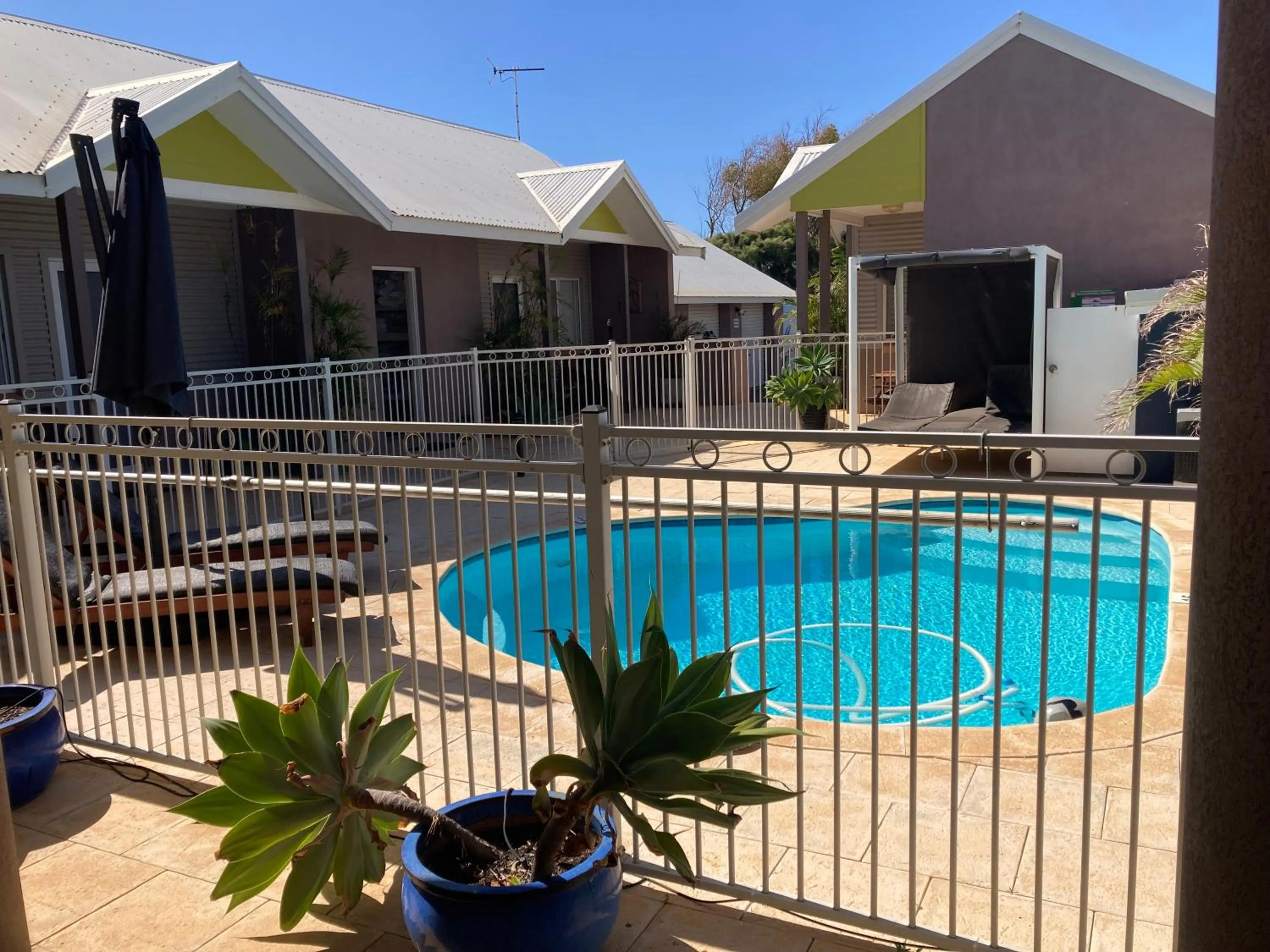 Property building in Gecko Lodge Kalbarri