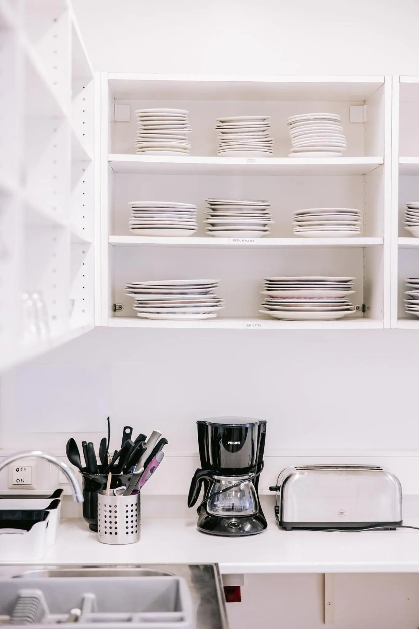 Communal kitchen in Hlid Hostel