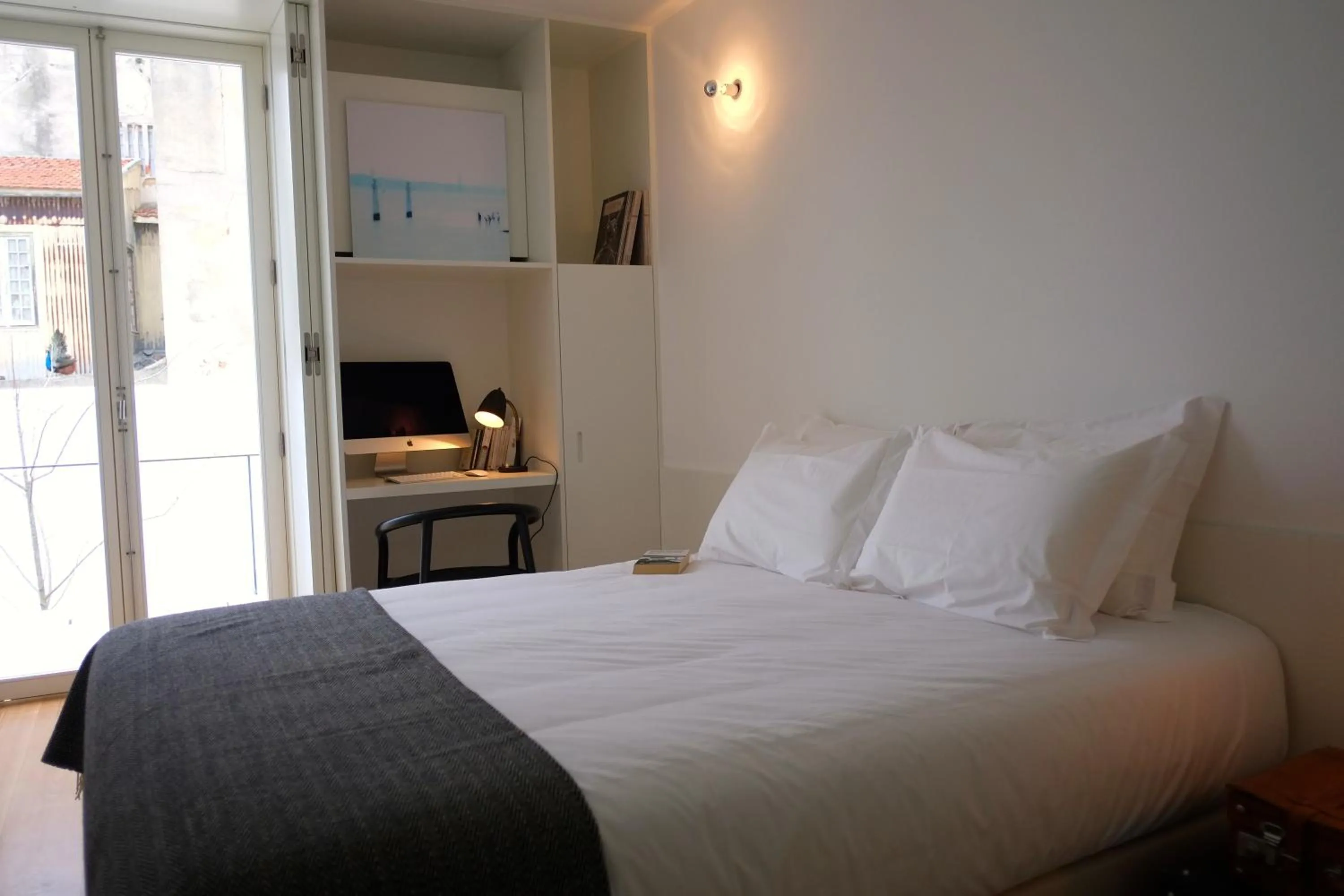 Bed in The Late Birds Lisbon - Gay Urban Resort