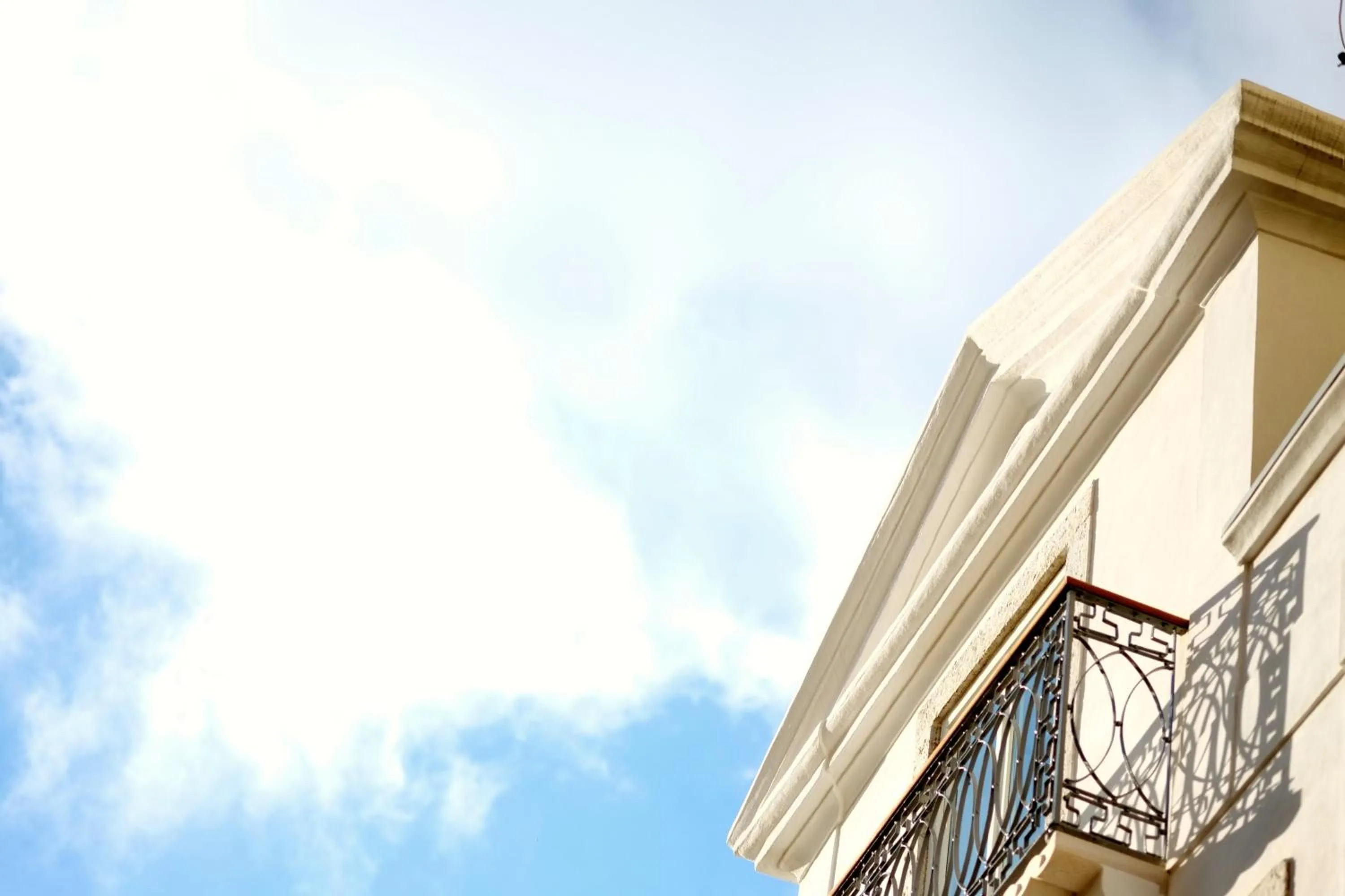 Facade/entrance in The Late Birds Lisbon - Gay Urban Resort