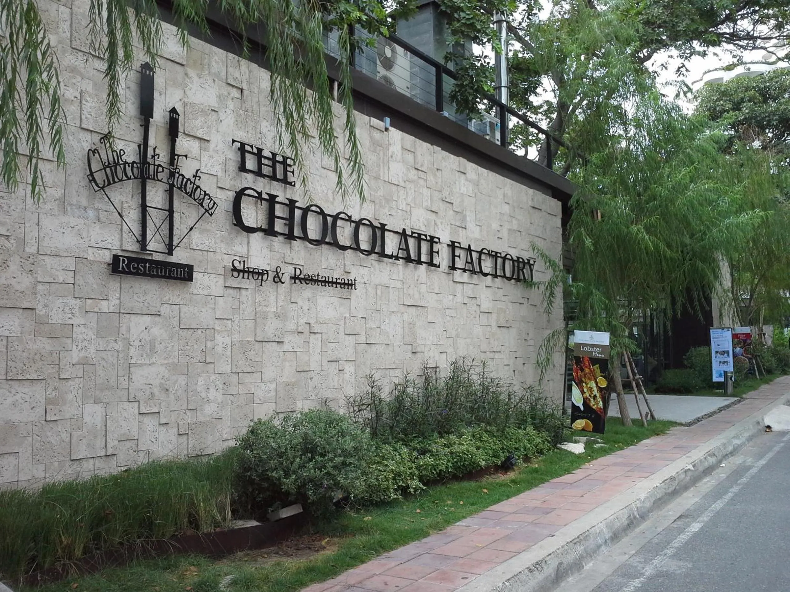 Neighbourhood in Cosy Beach View Apartments