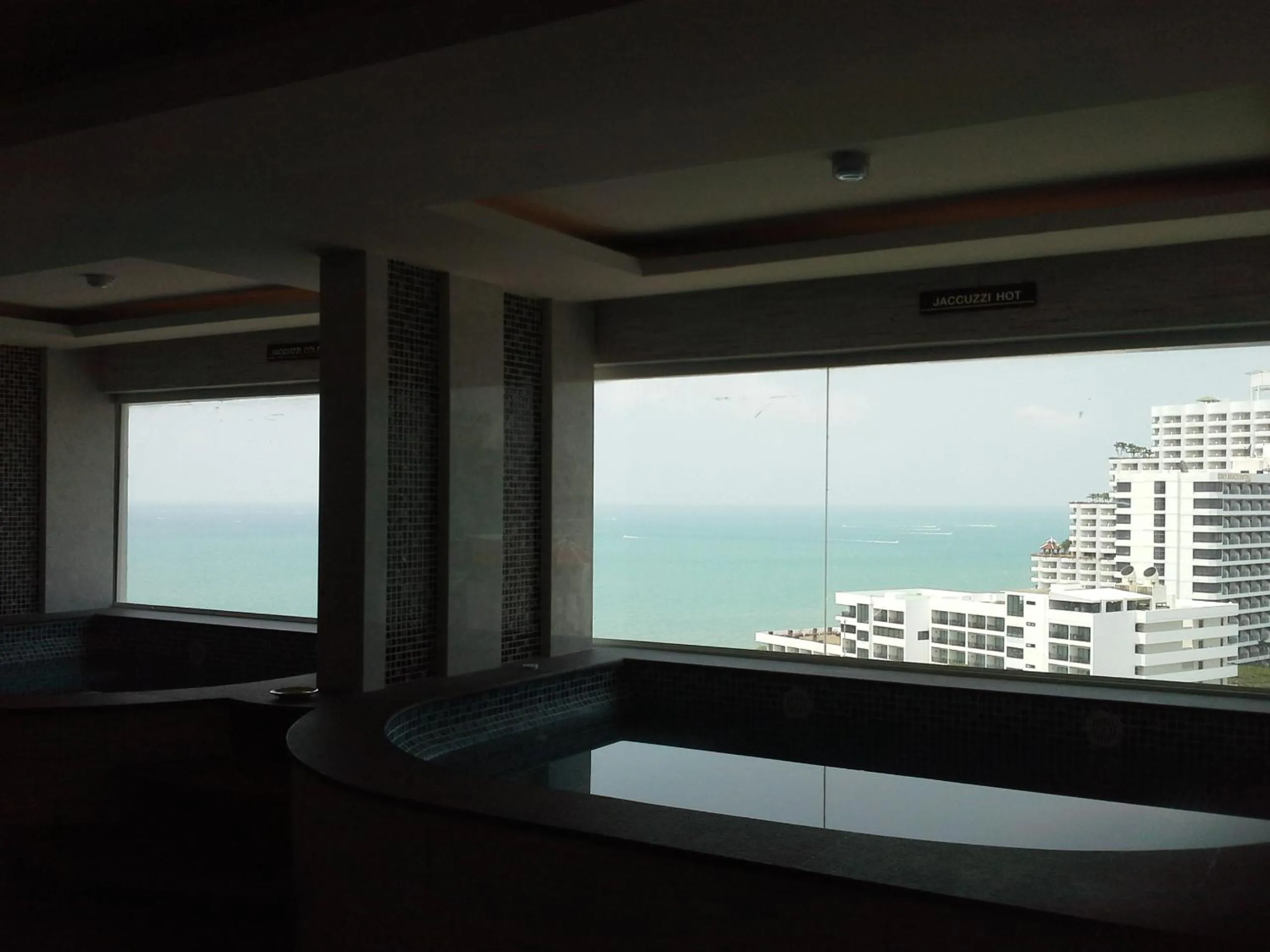 Steam room in Cosy Beach View Apartments