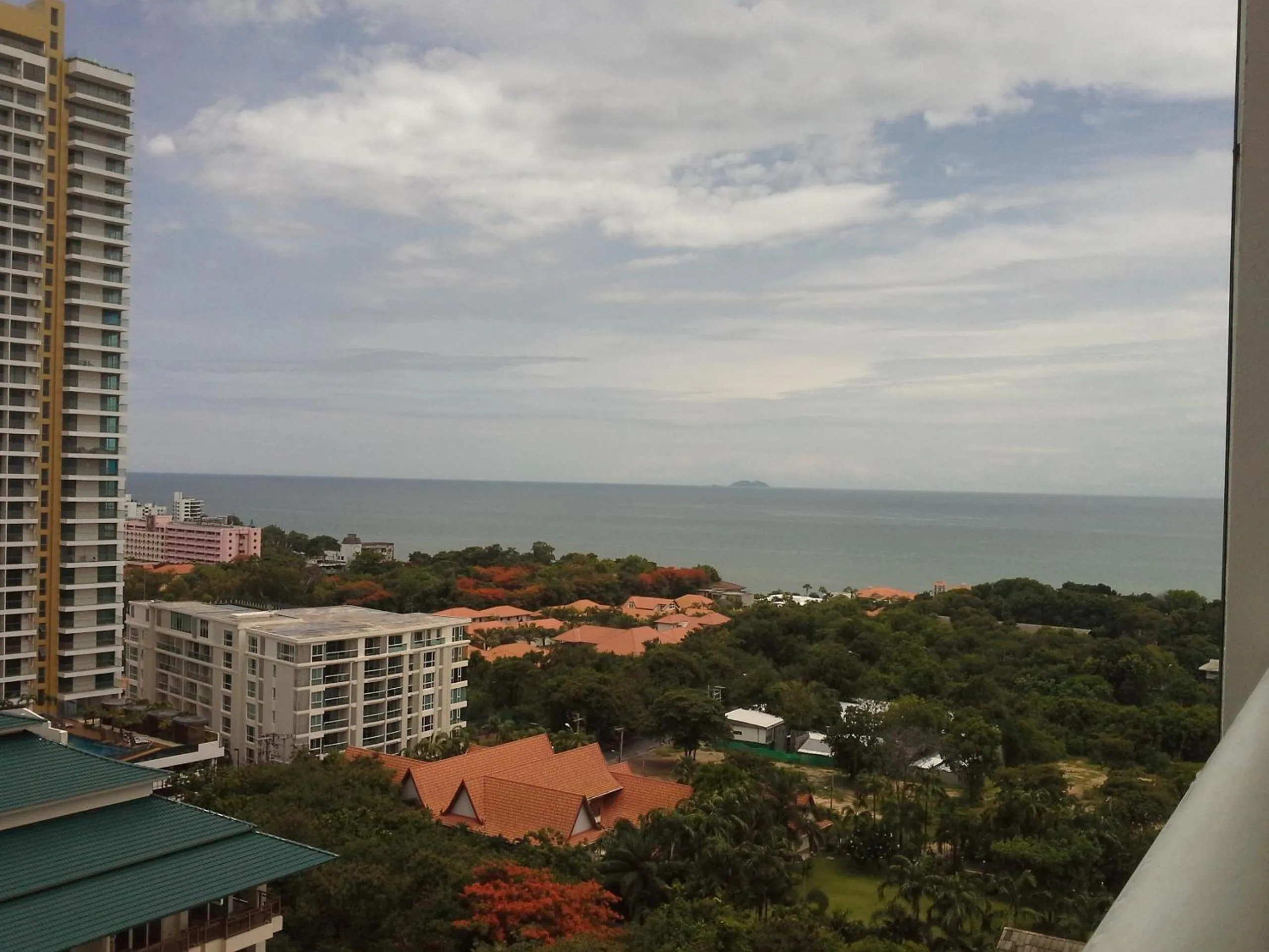 Day in Cosy Beach View Apartments