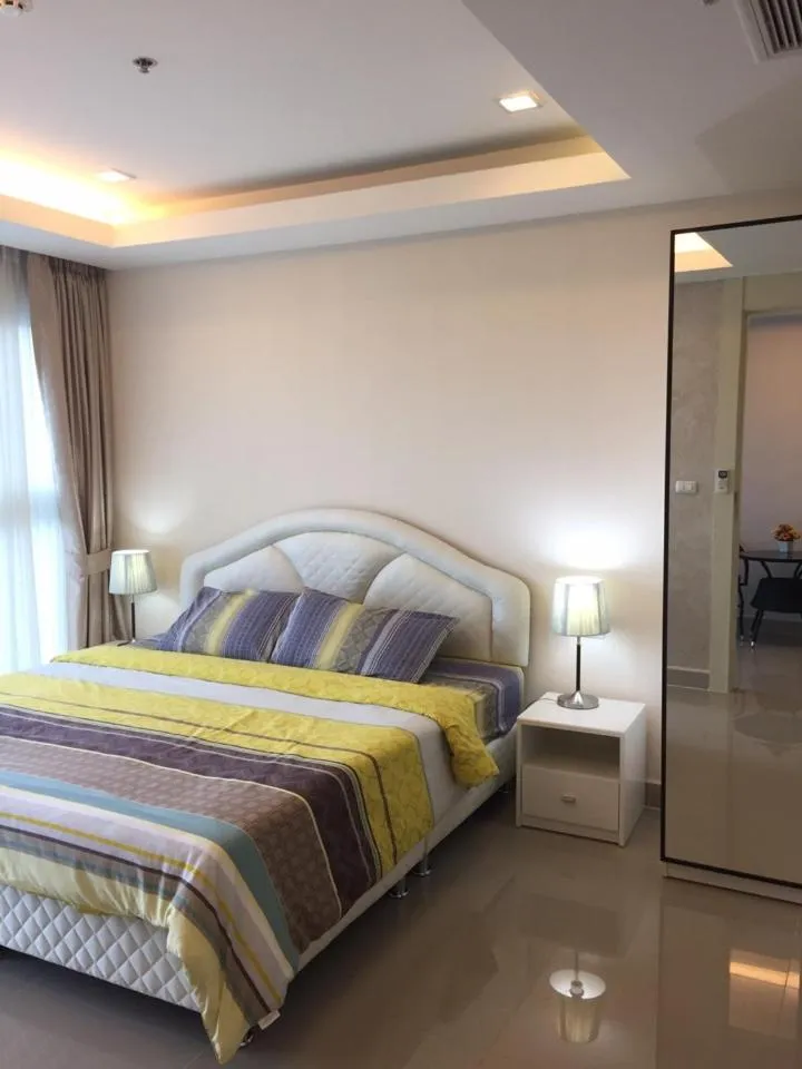 Bed in Cosy Beach View Apartments