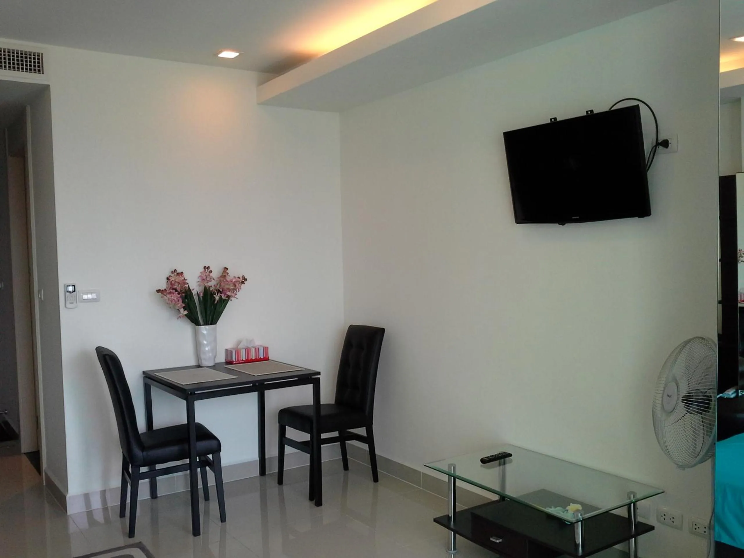 Decorative detail in Cosy Beach View Apartments