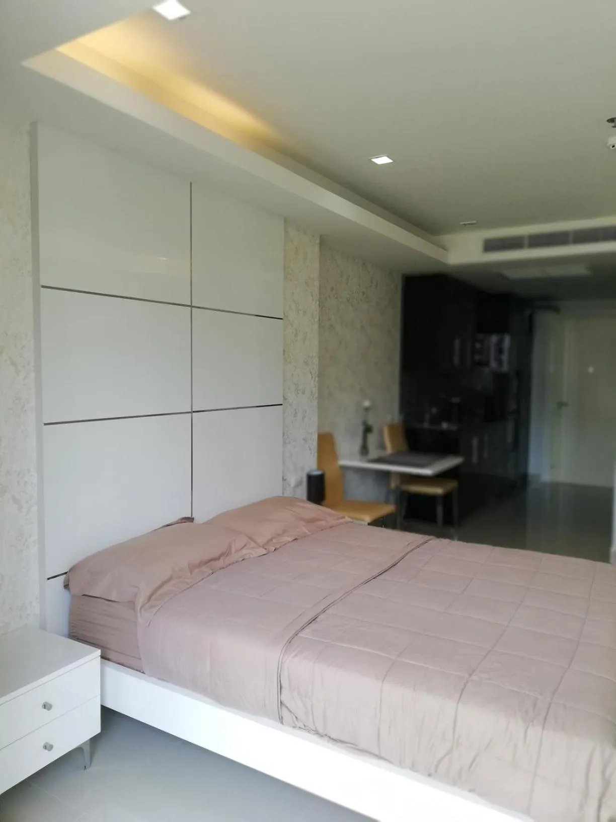 Bedroom, Bed in Cosy Beach View Apartments