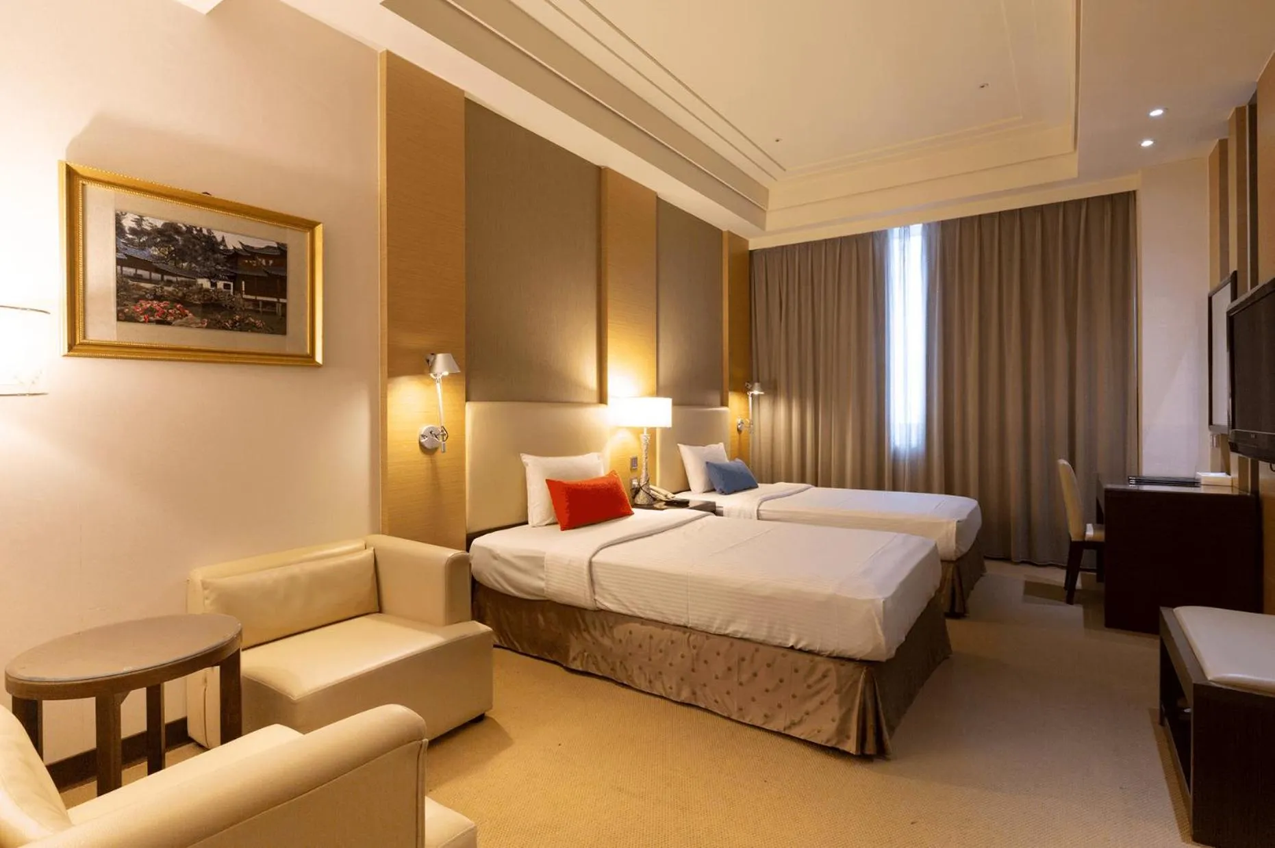 Photo of the whole room, Bed in Ever Delightful Business Hotel