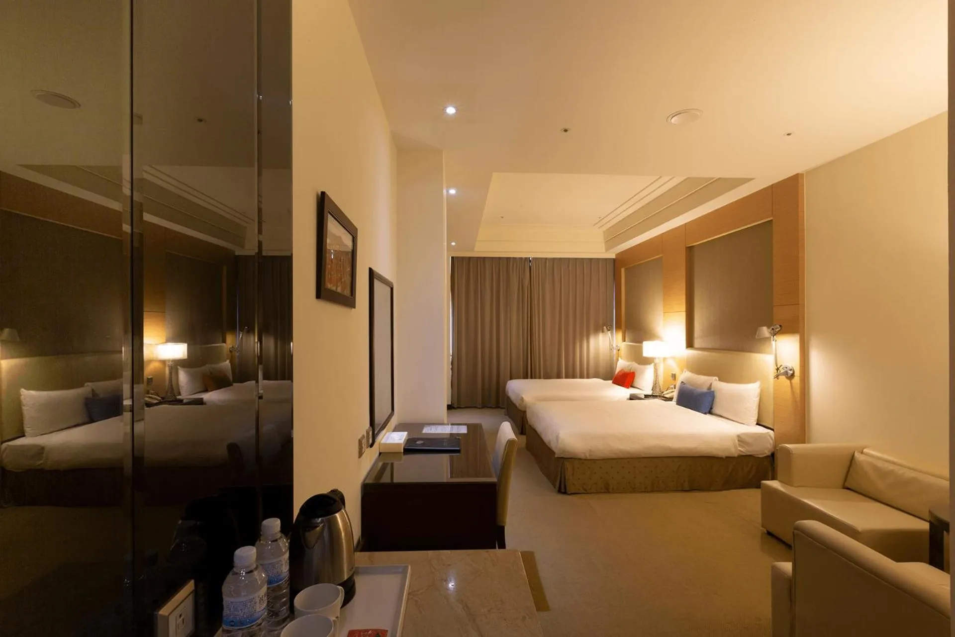 Photo of the whole room, Bed in Ever Delightful Business Hotel