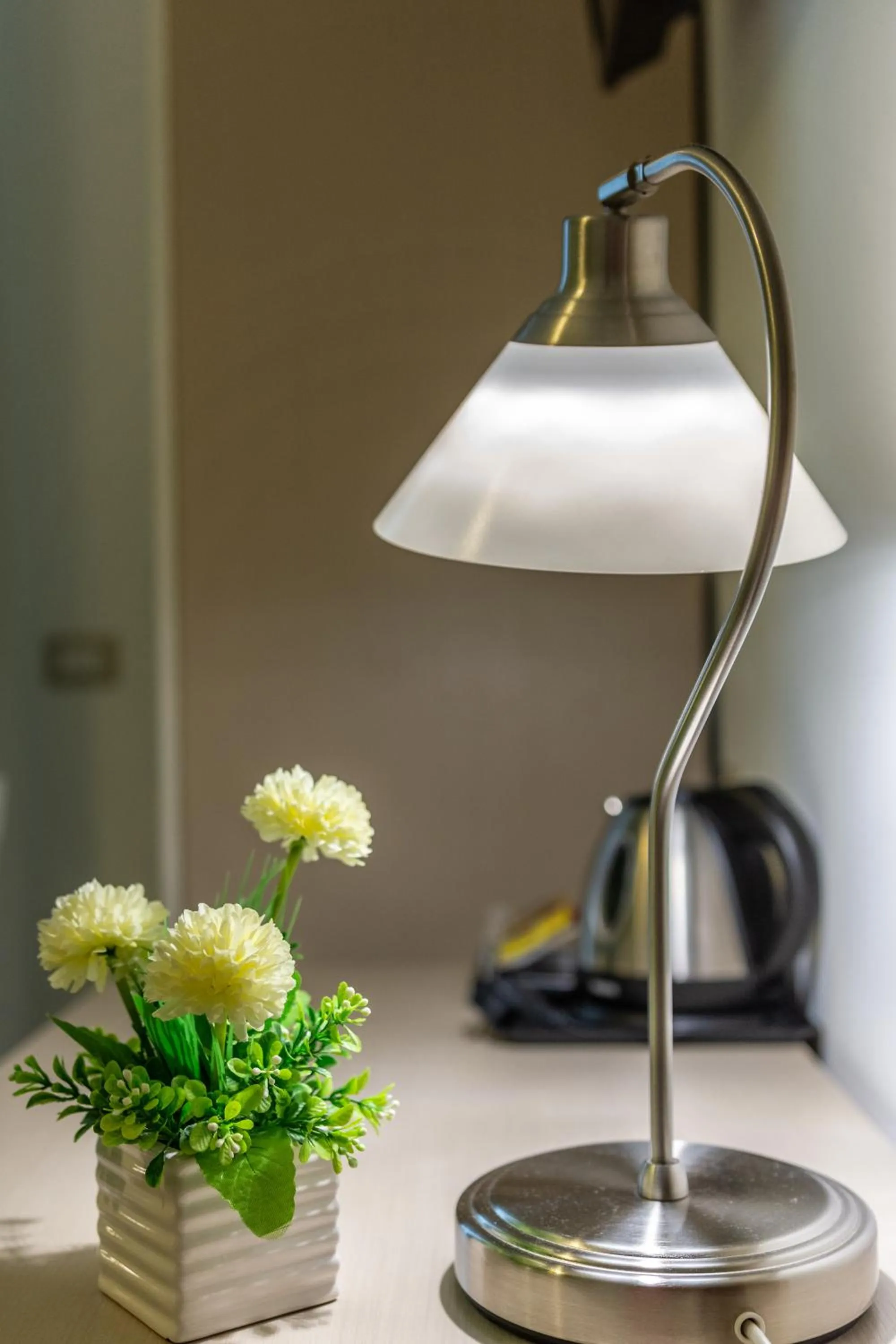 Decorative detail in B&B Cairoli