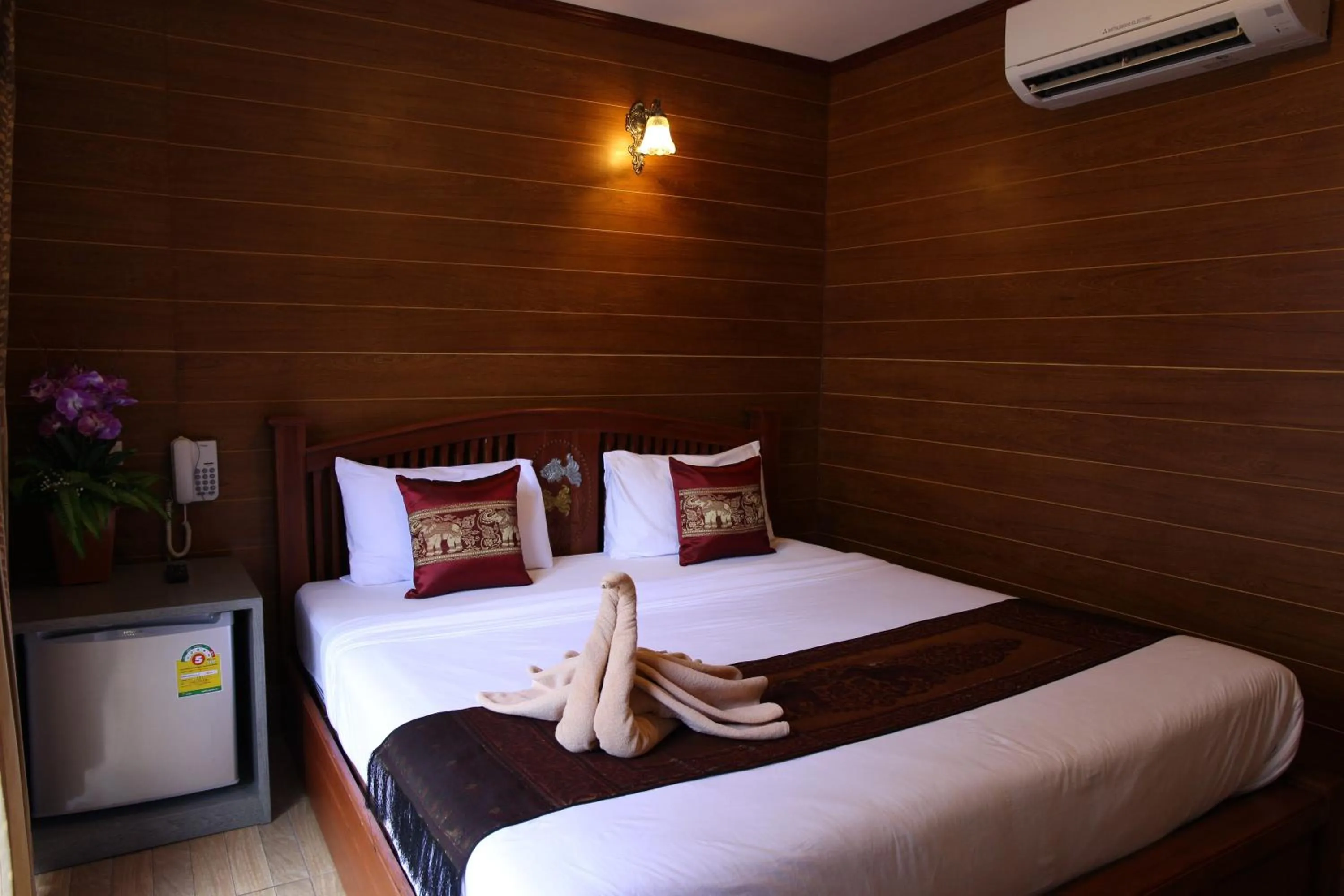 Bedroom, Bed in Tanee Place