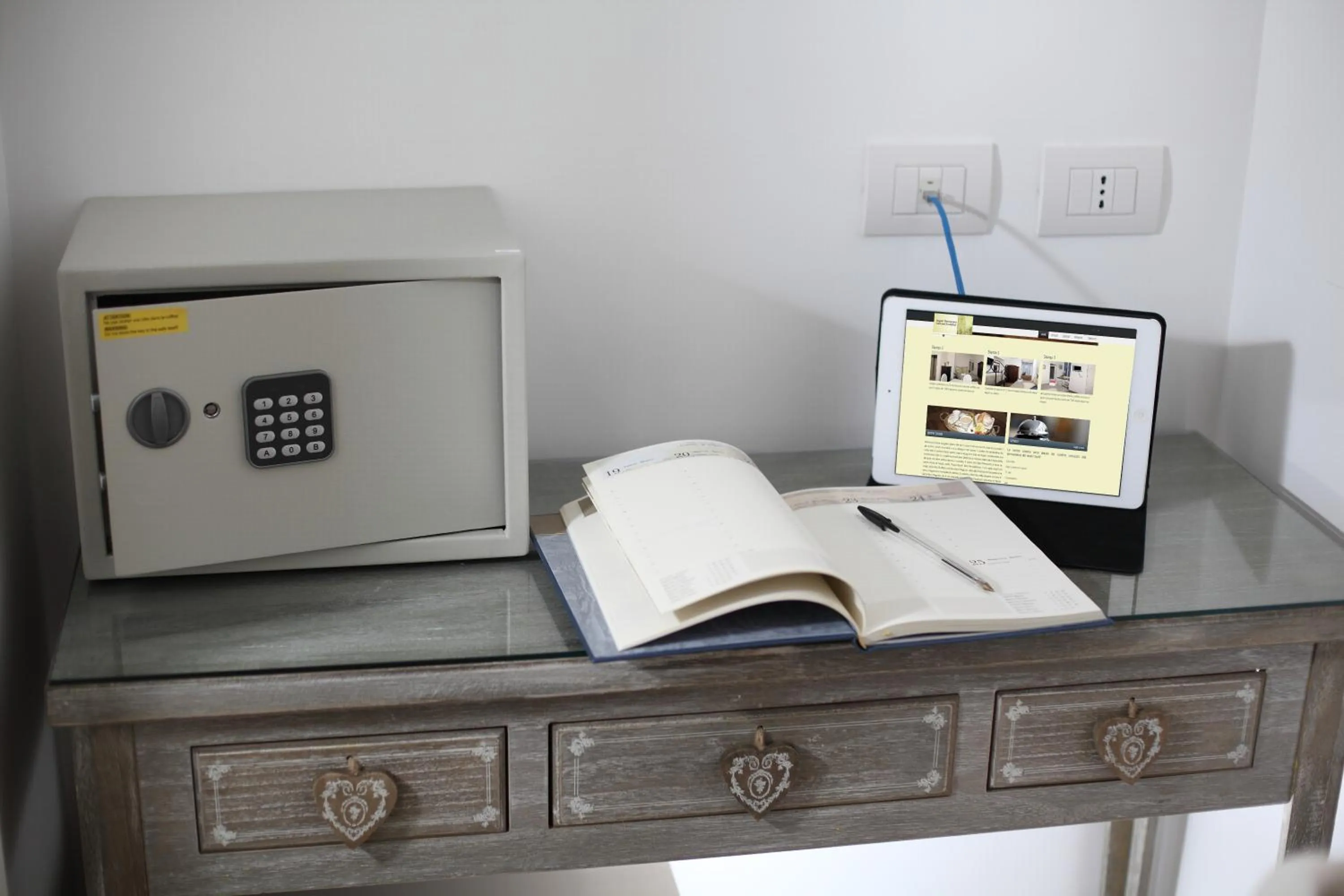 Seating area in Napoli Pietrasanta LT