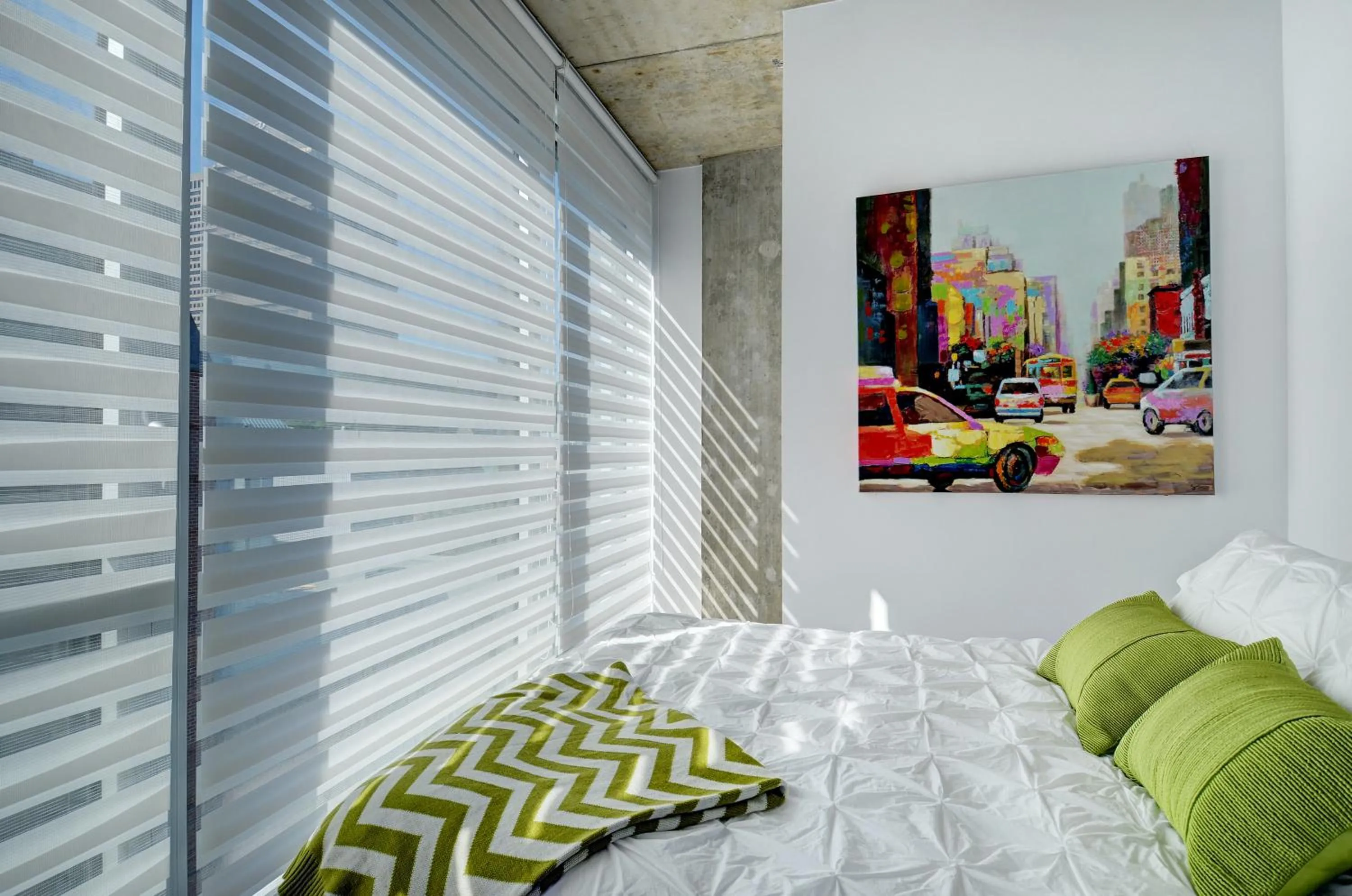 Bedroom, Bed in Les Immeubles Charlevoix - Le 760-506