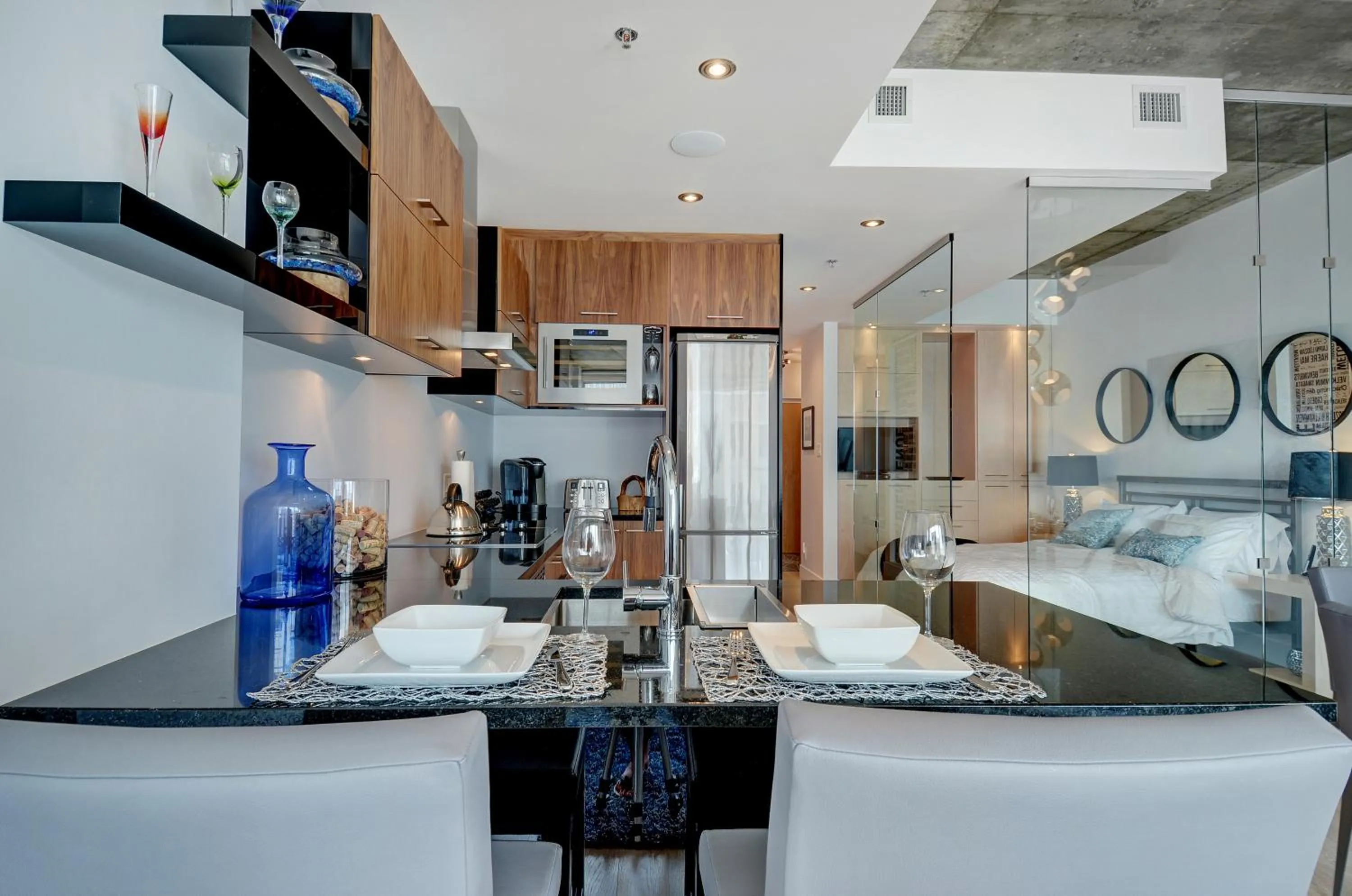 Kitchen or kitchenette in Les Immeubles Charlevoix - Le 760-610