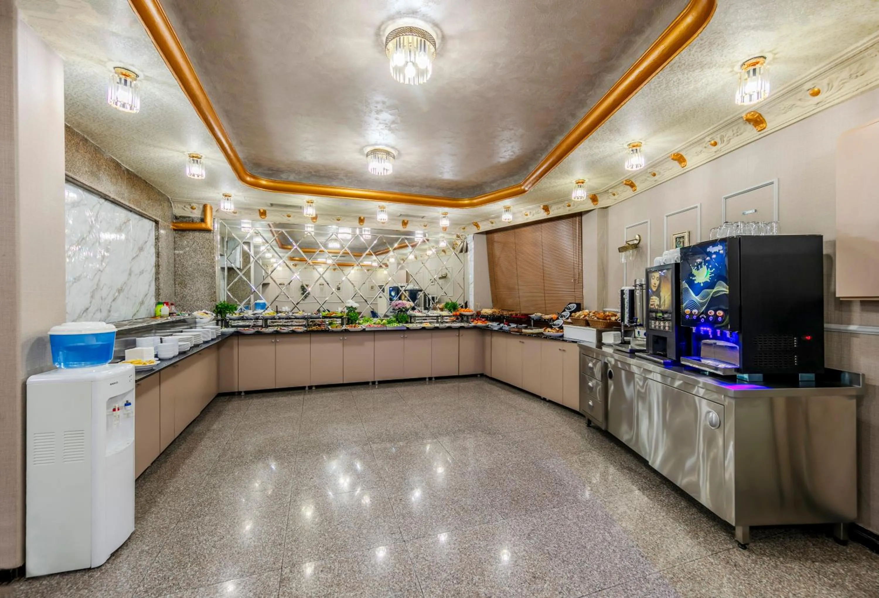 Buffet breakfast in Hamit Hotel Istanbul - Special Category