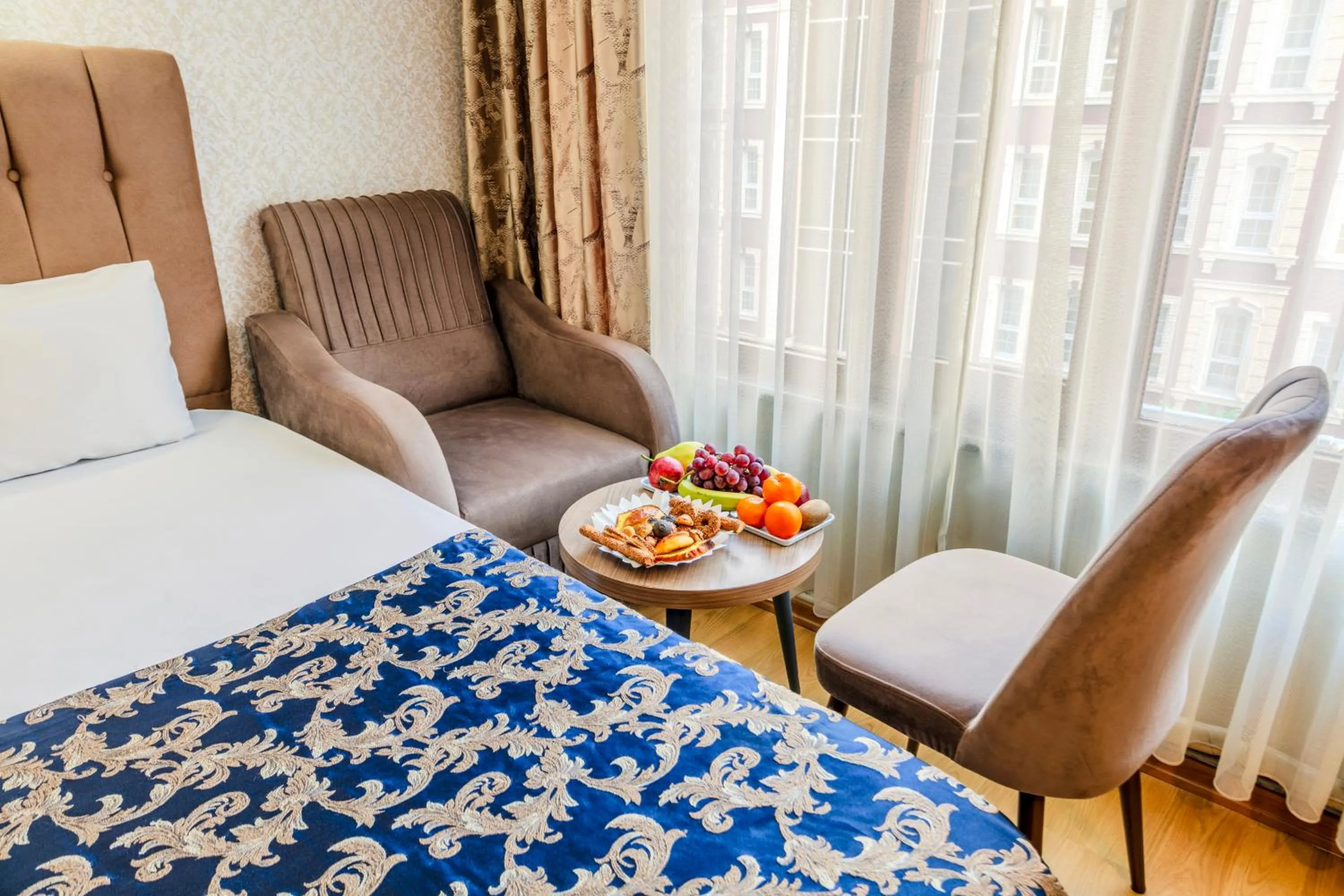 Bedroom, Bed in Hamit Hotel Istanbul - Special Category