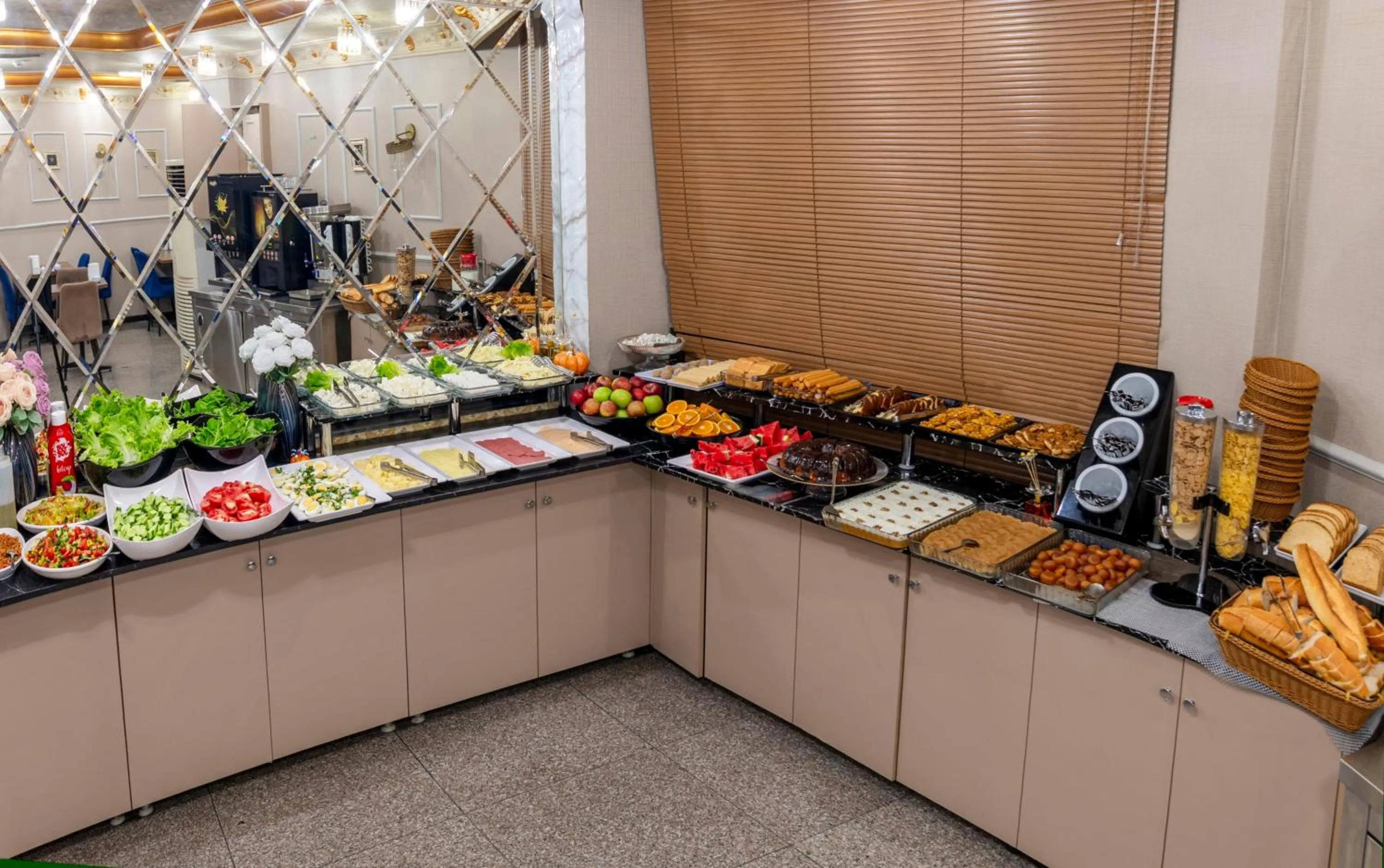 Buffet breakfast in Hamit Hotel Istanbul - Special Category