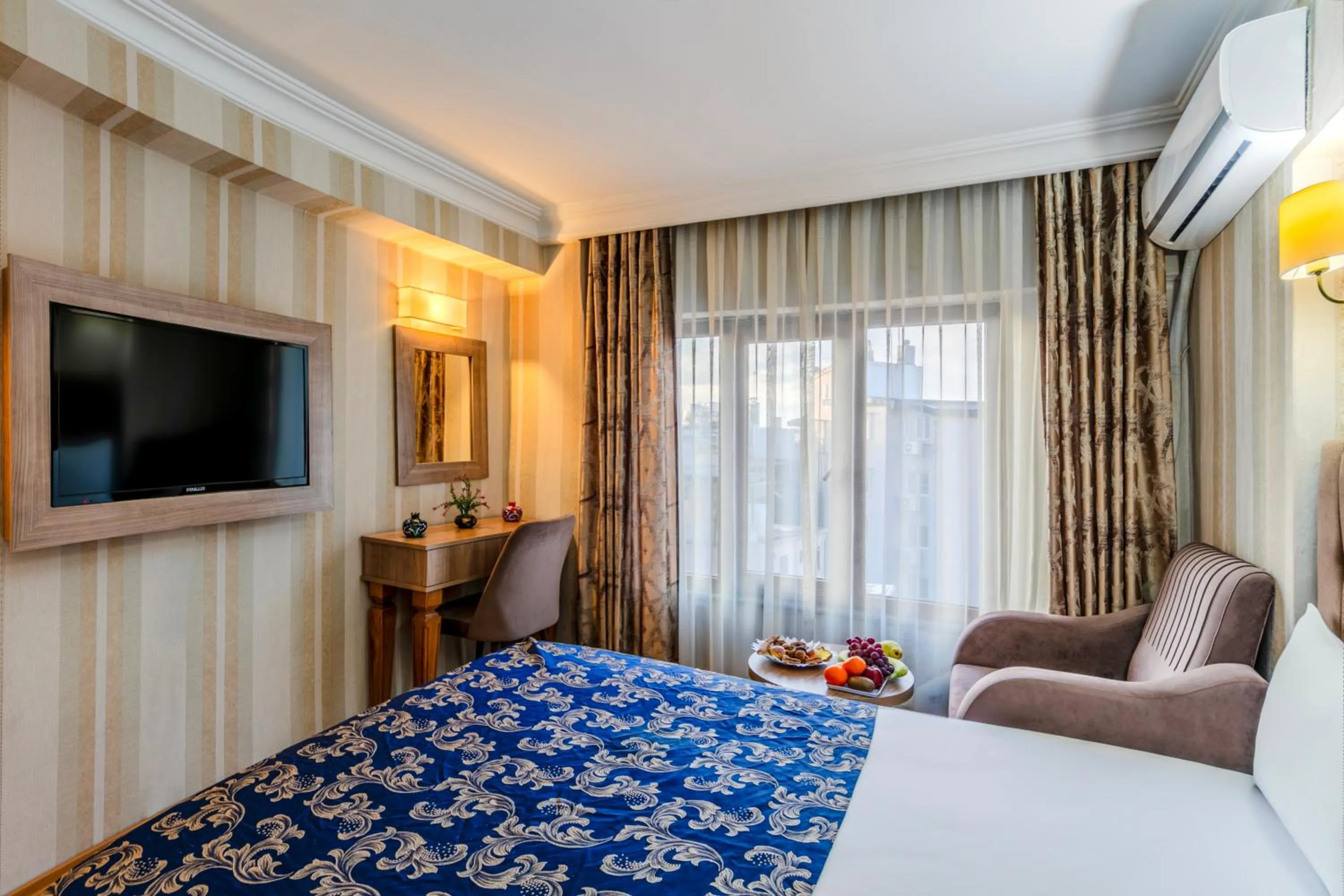 Bed in Hamit Hotel Istanbul - Special Category