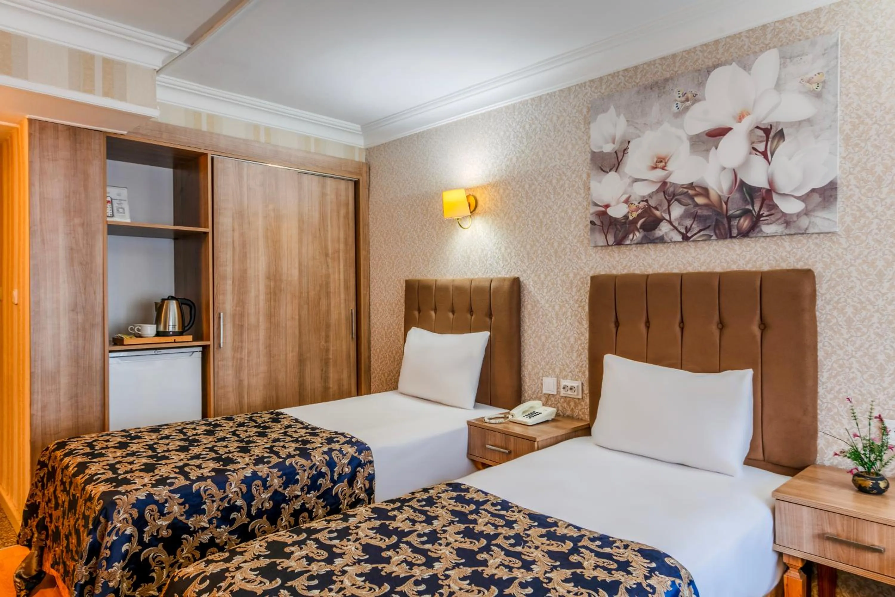 Bedroom, Bed in Hamit Hotel Istanbul - Special Category