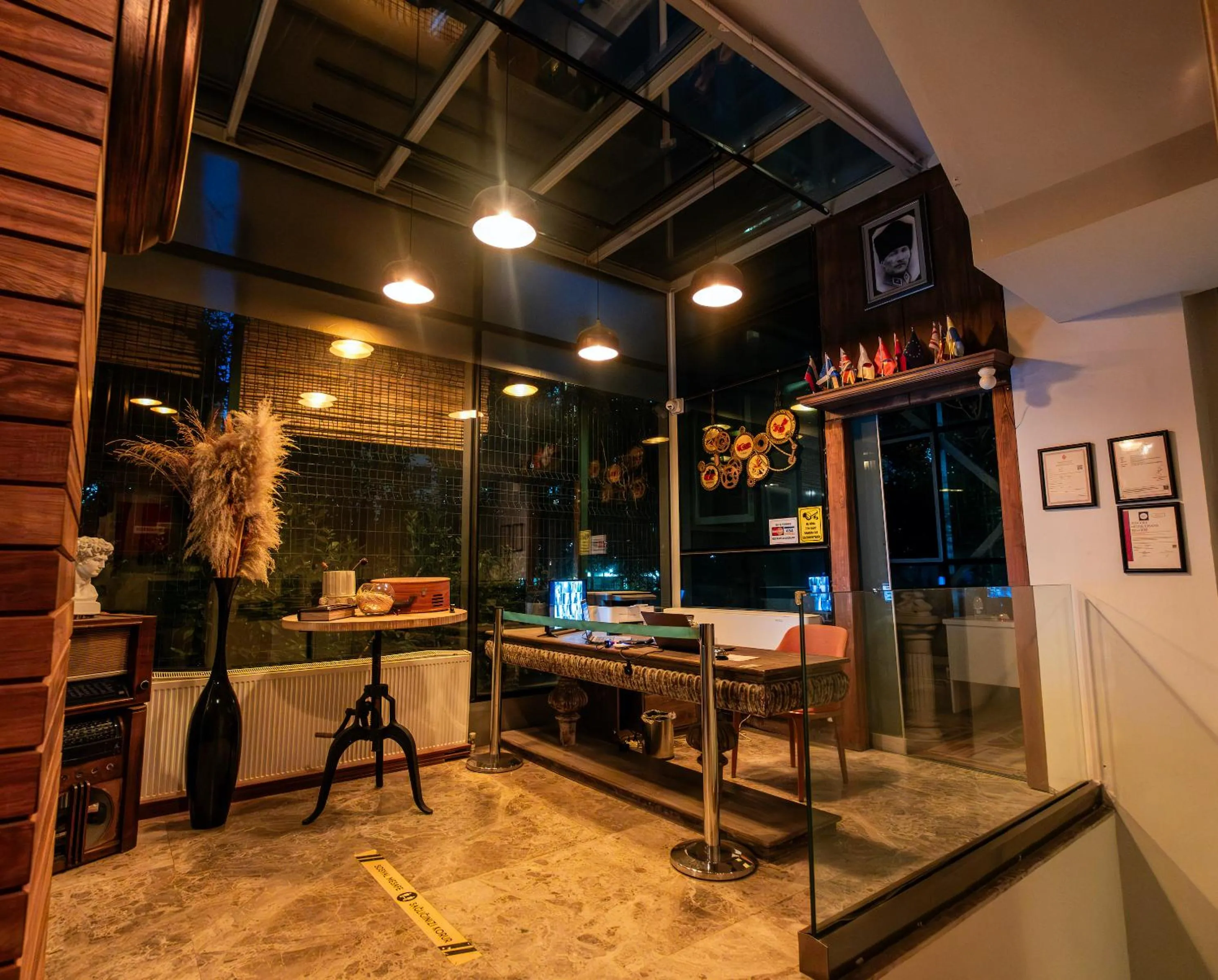 Lobby or reception in Discovery Hotel