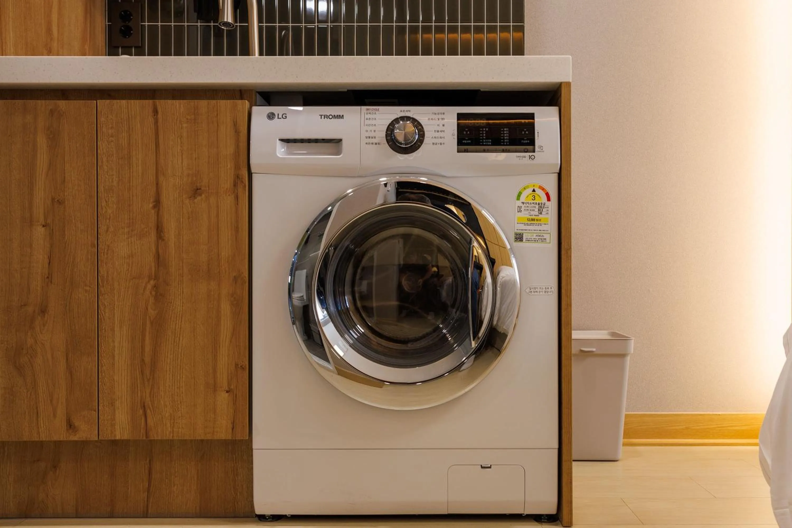 washing machine in Wecostay Insadong