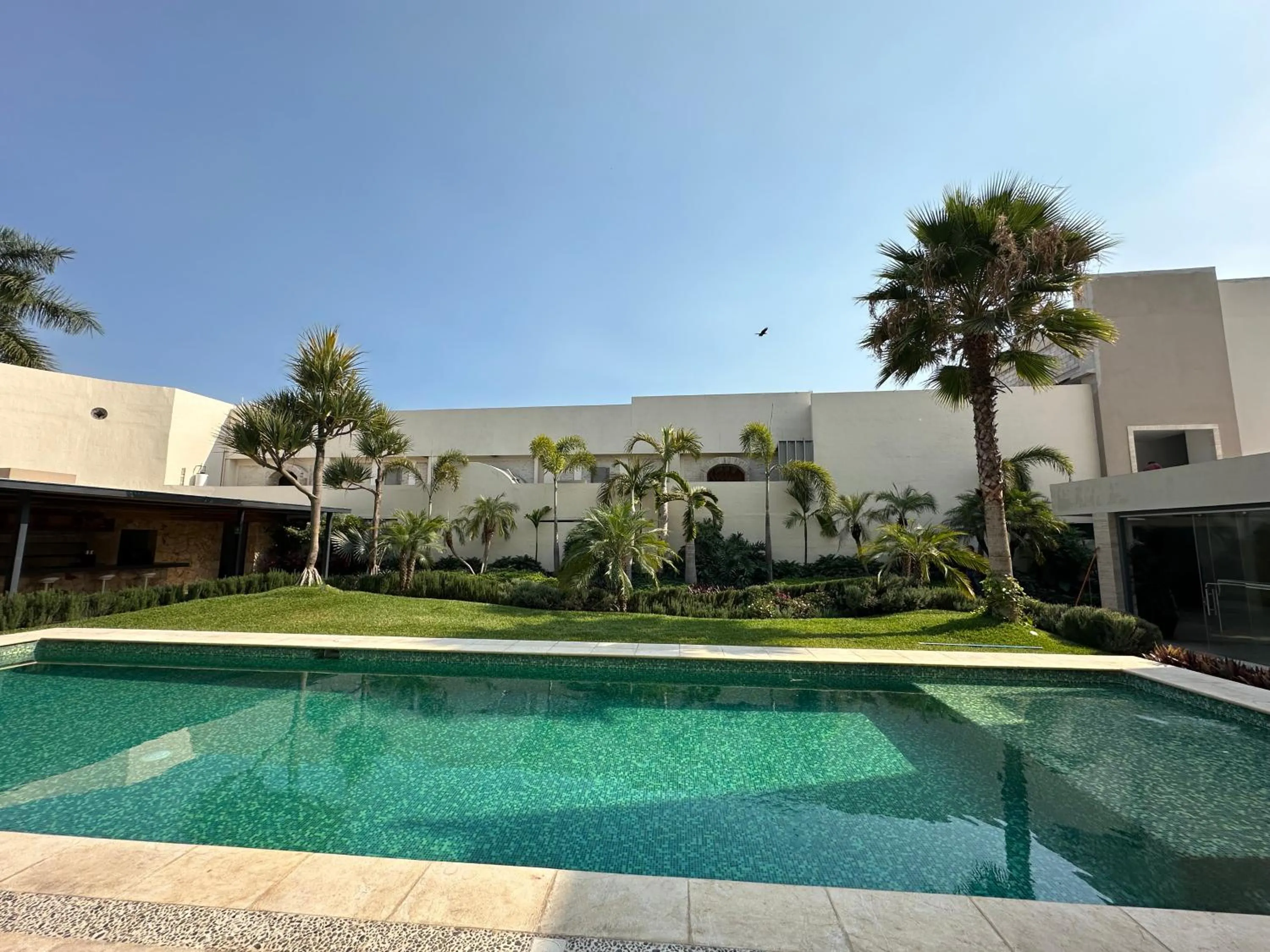 Swimming pool in Casa Begonias Hotel mas Villas