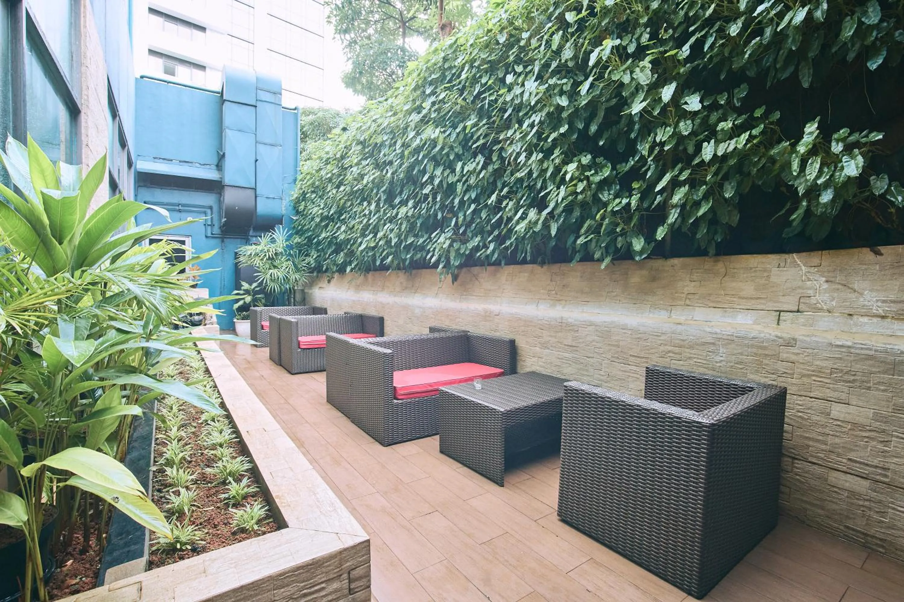 Restaurant/places to eat in Horison Arcadia Wahid Hasyim