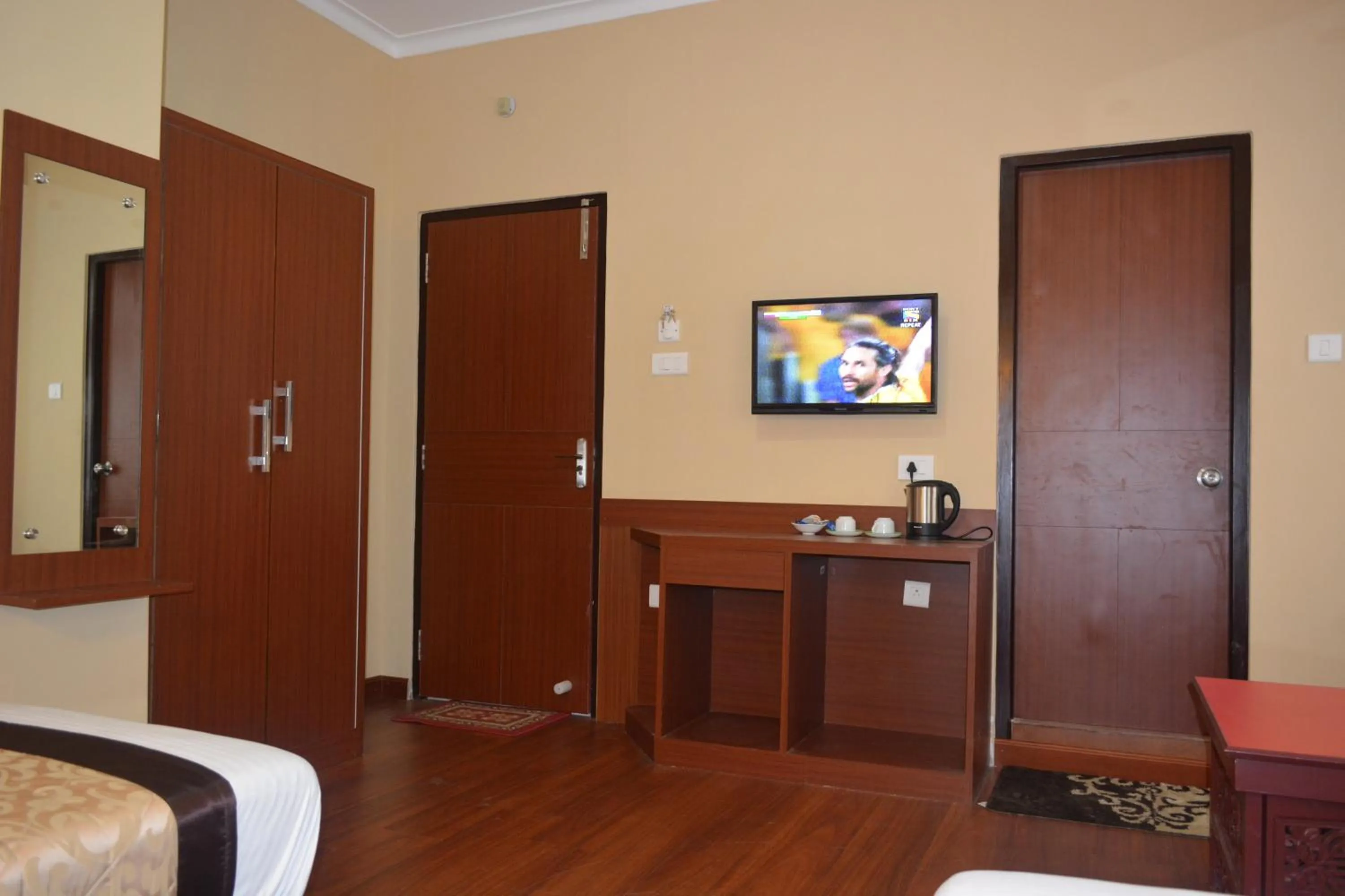 Coffee/tea facilities in Juniper Residency Hotel