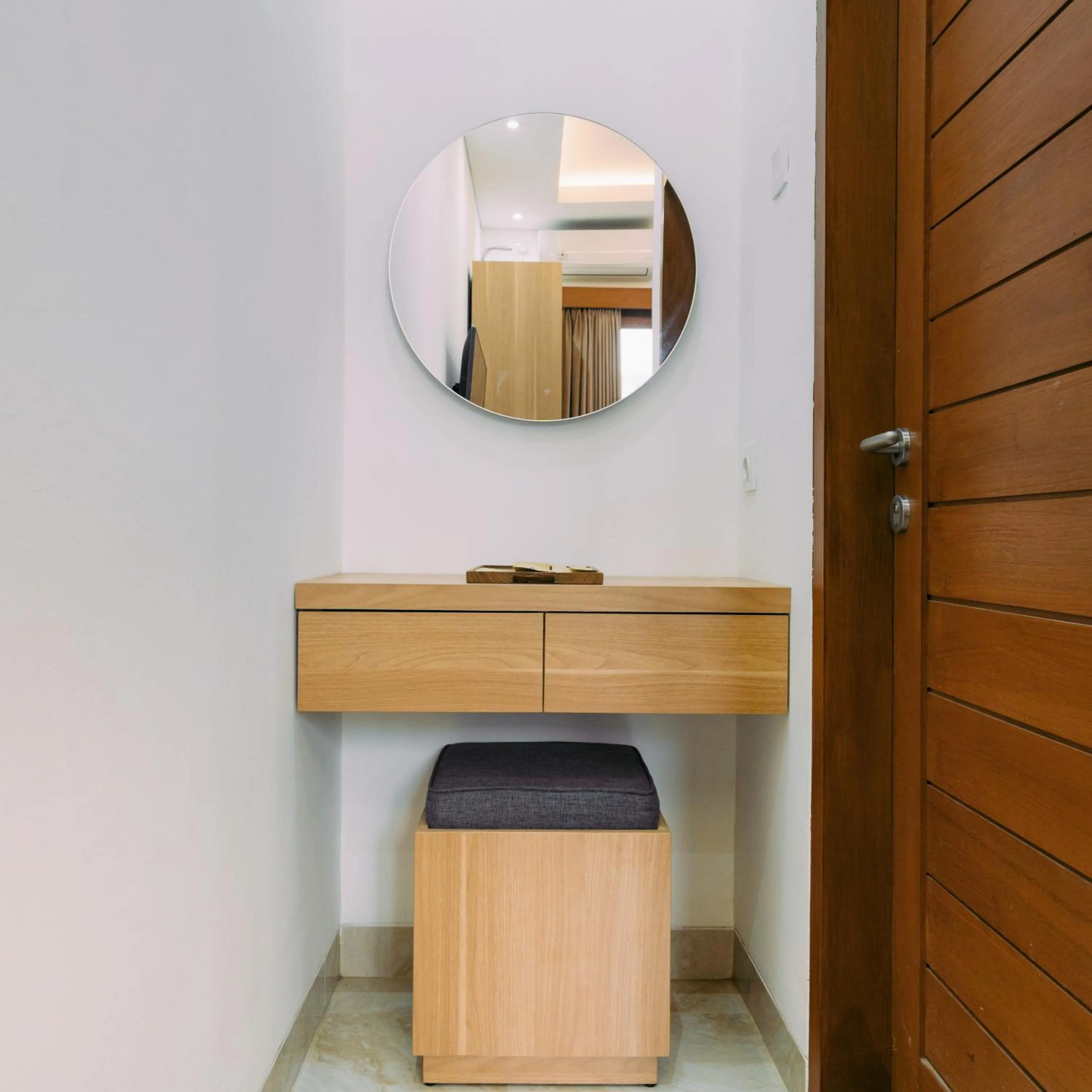 Seating area in The Lavana Nakula Villa Kuta Sunset