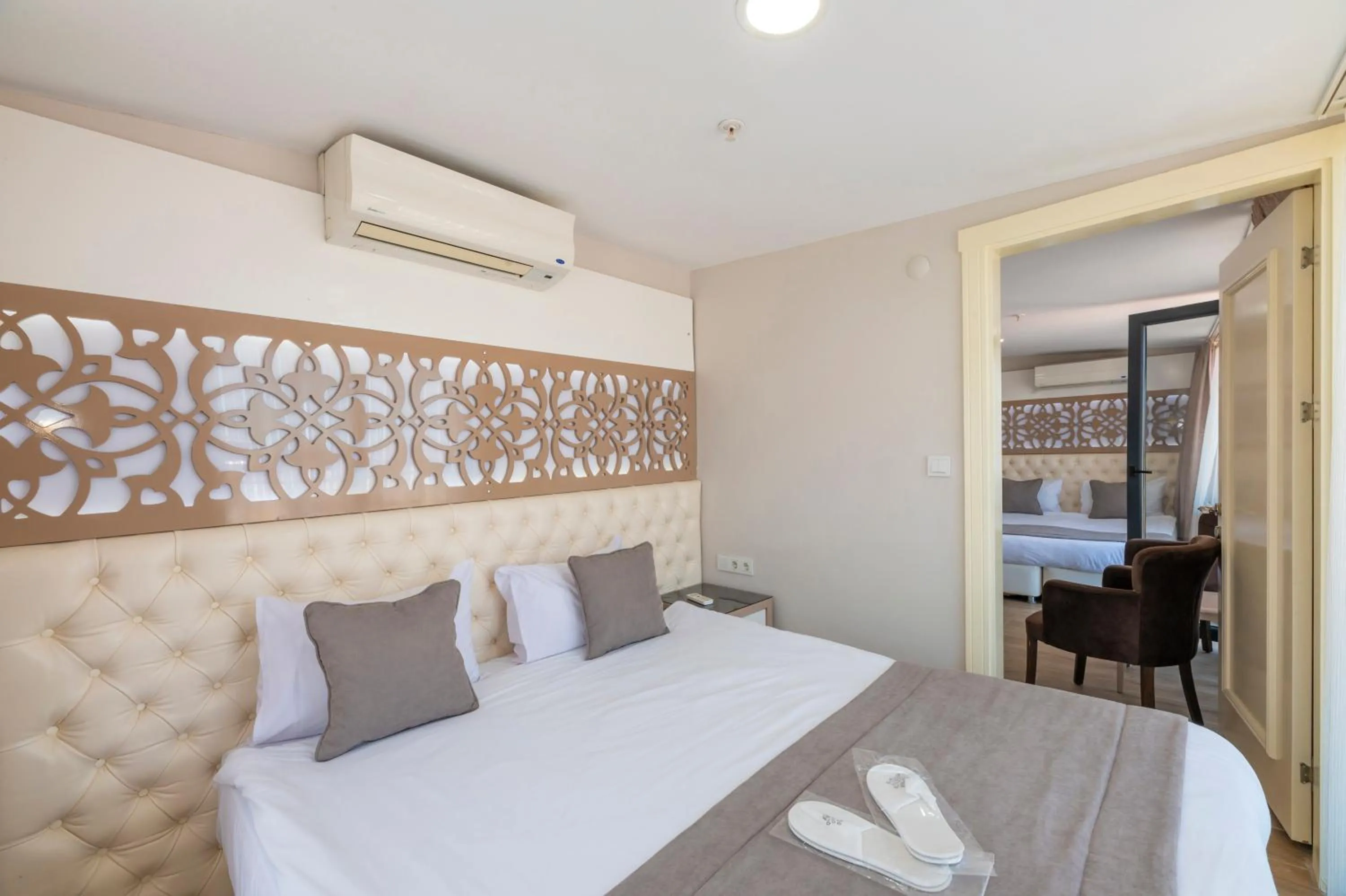 Bed in Taksim Peri Suite