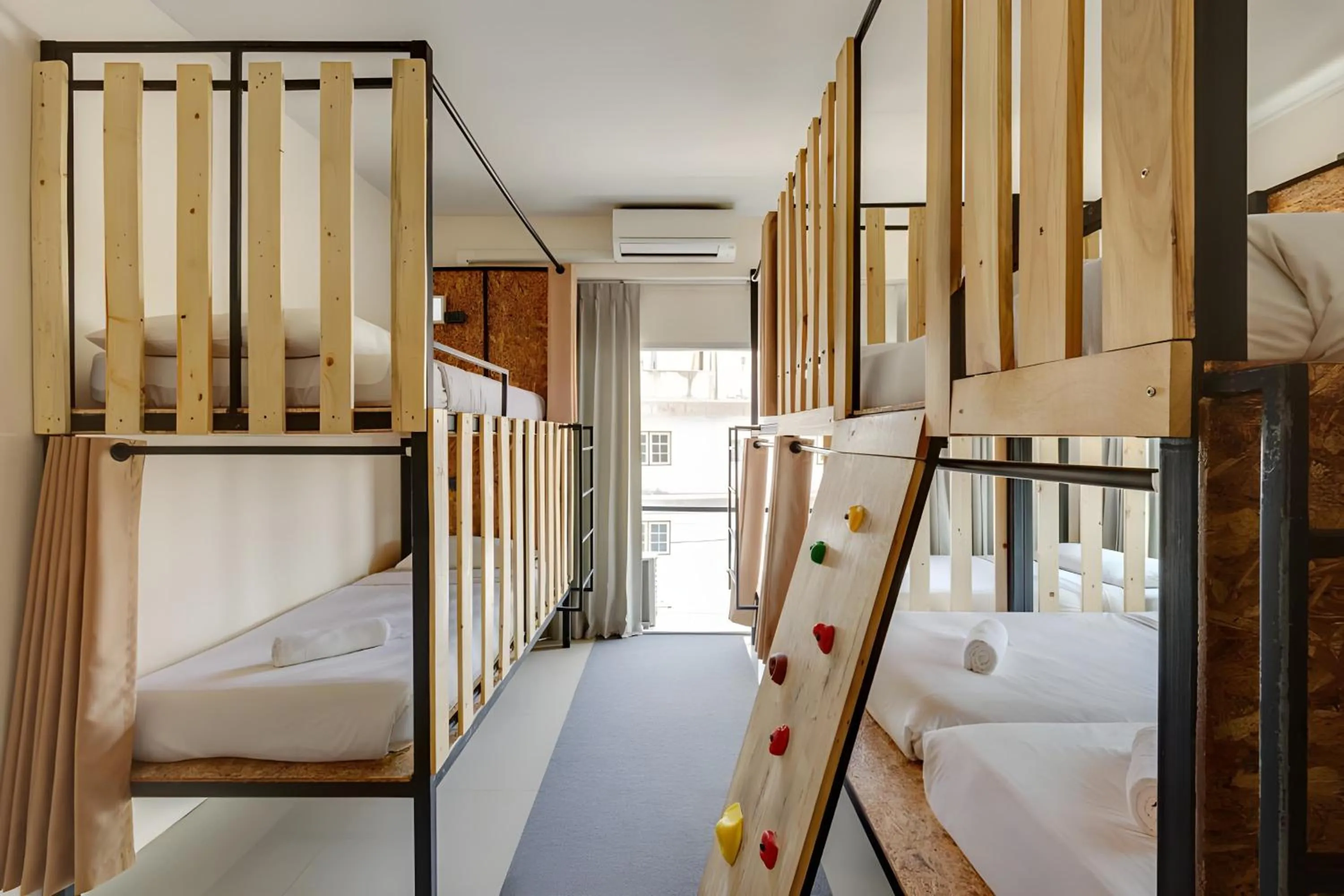 Bed in Mandalar Arch 39 Hotel