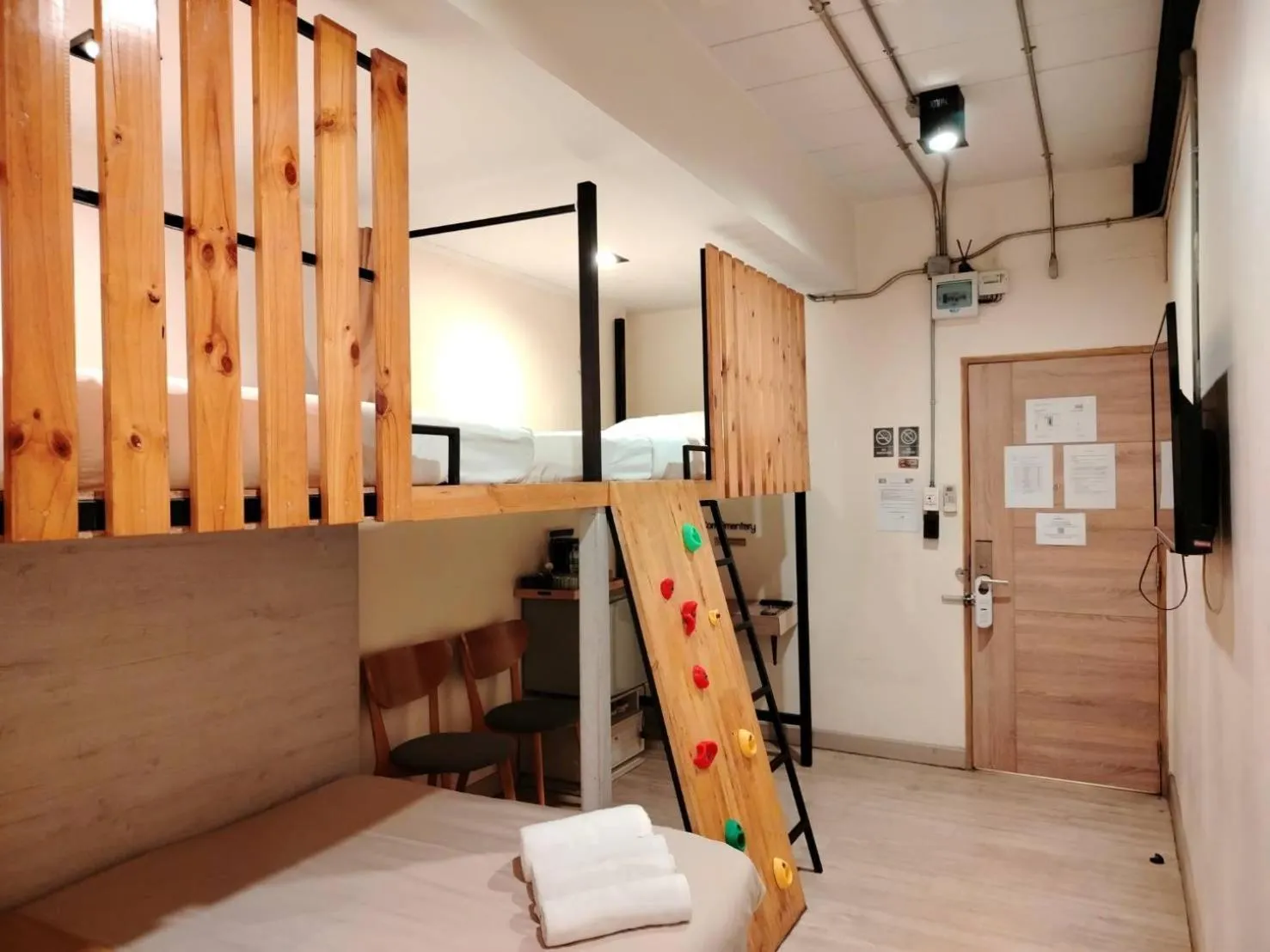 Bedroom, Bed in Mandalar Arch 39 Hotel