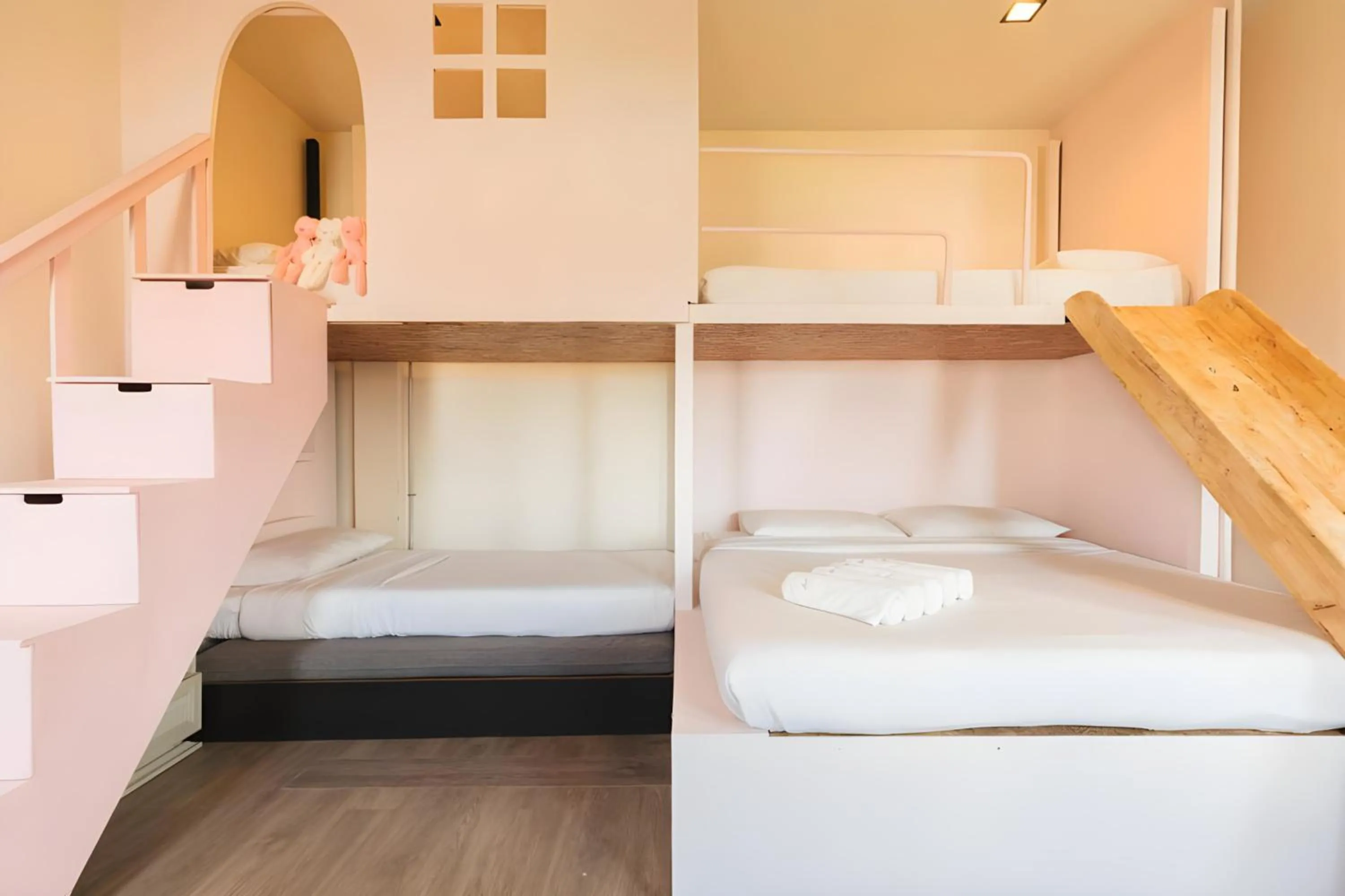 Bed in Mandalar Arch 39 Hotel